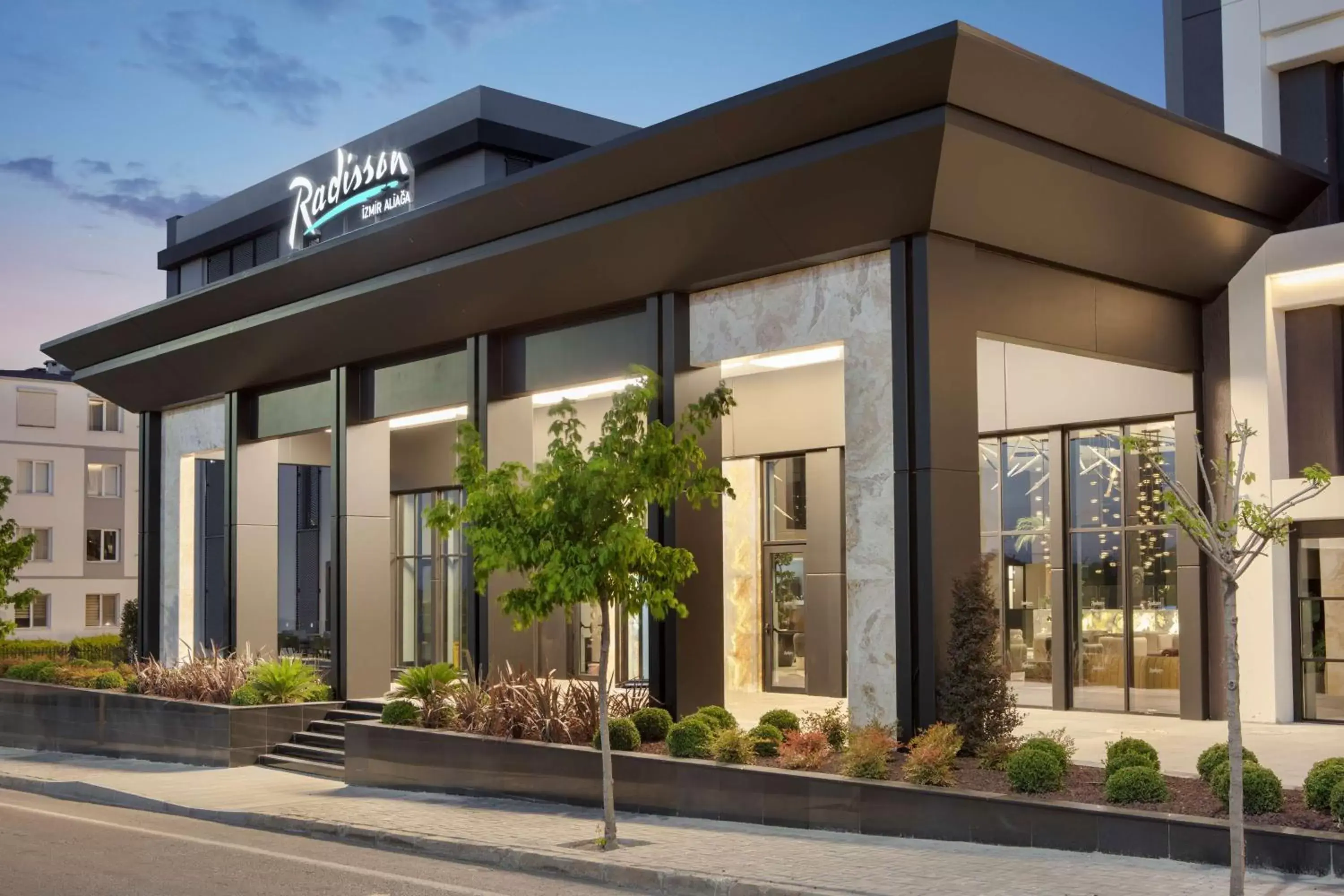 Property building in Radisson Hotel Izmir Aliaga Property building in Radisson Hotel Izmir Aliaga