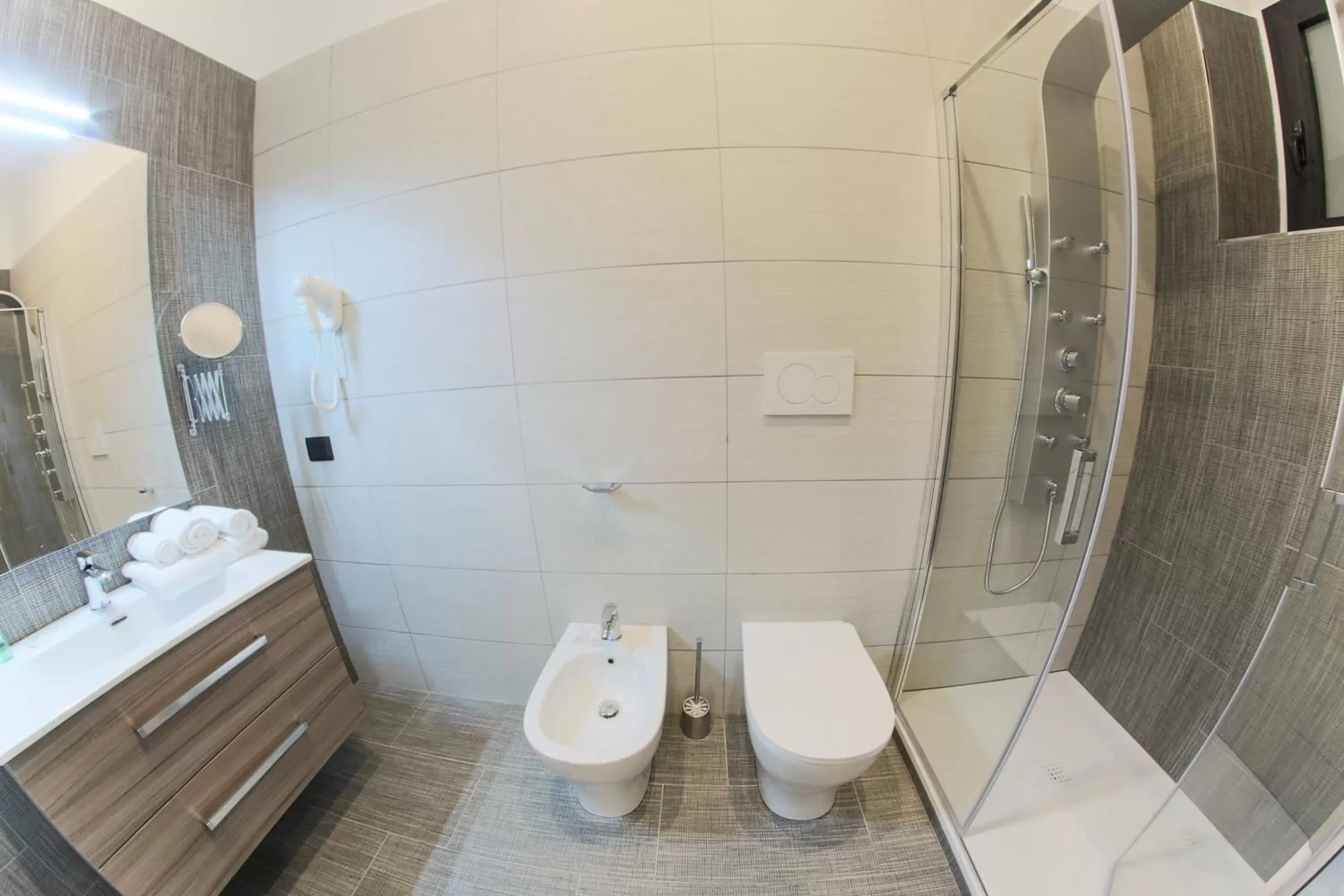 Bathroom in RESIDENZE CASSOLI B&B Luxury Spa