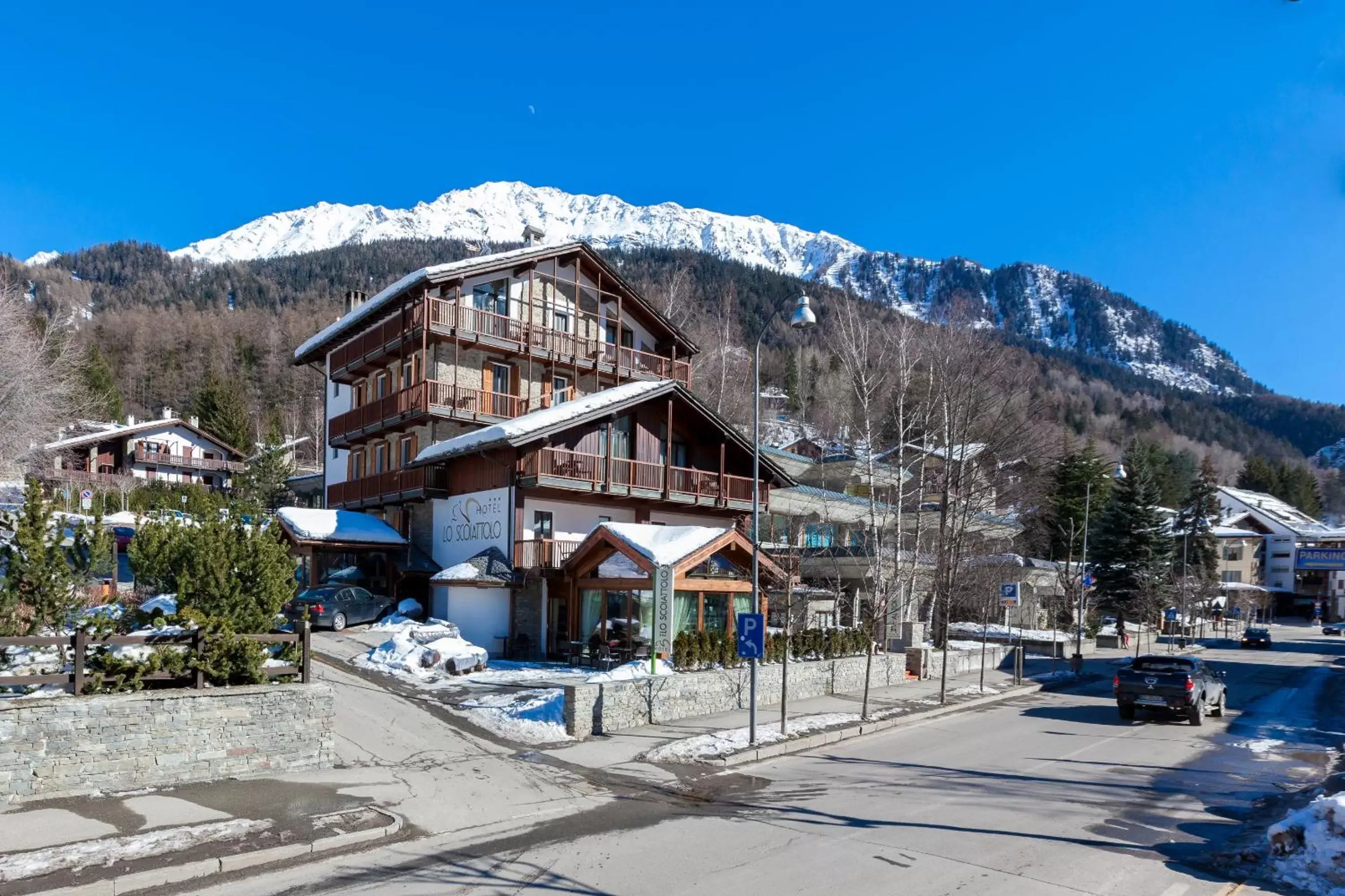 Facade/entrance in Hotel Lo Scoiattolo Facade/entrance in Hotel Lo Scoiattolo