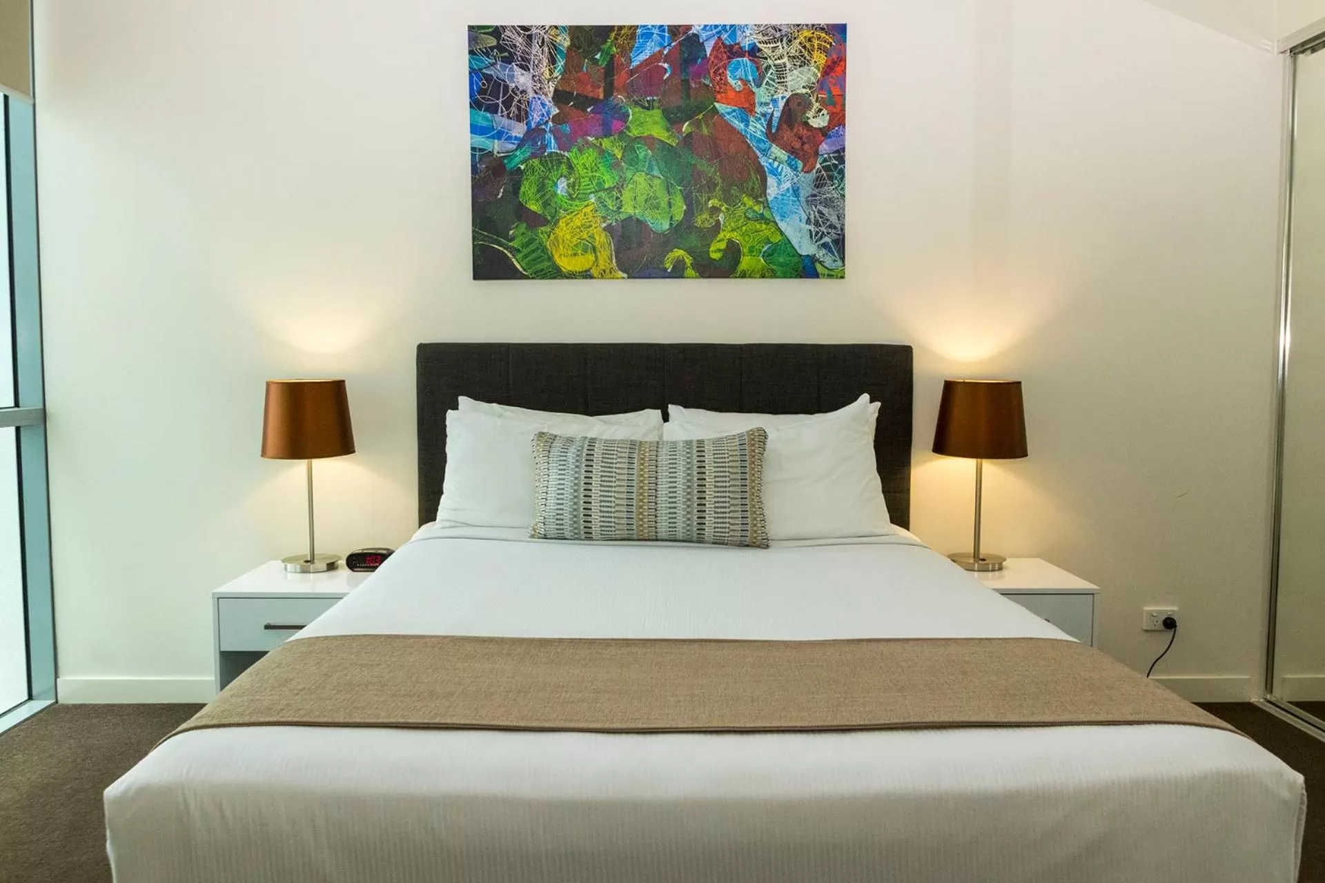 Bedroom, Bed in Evolution Apartments