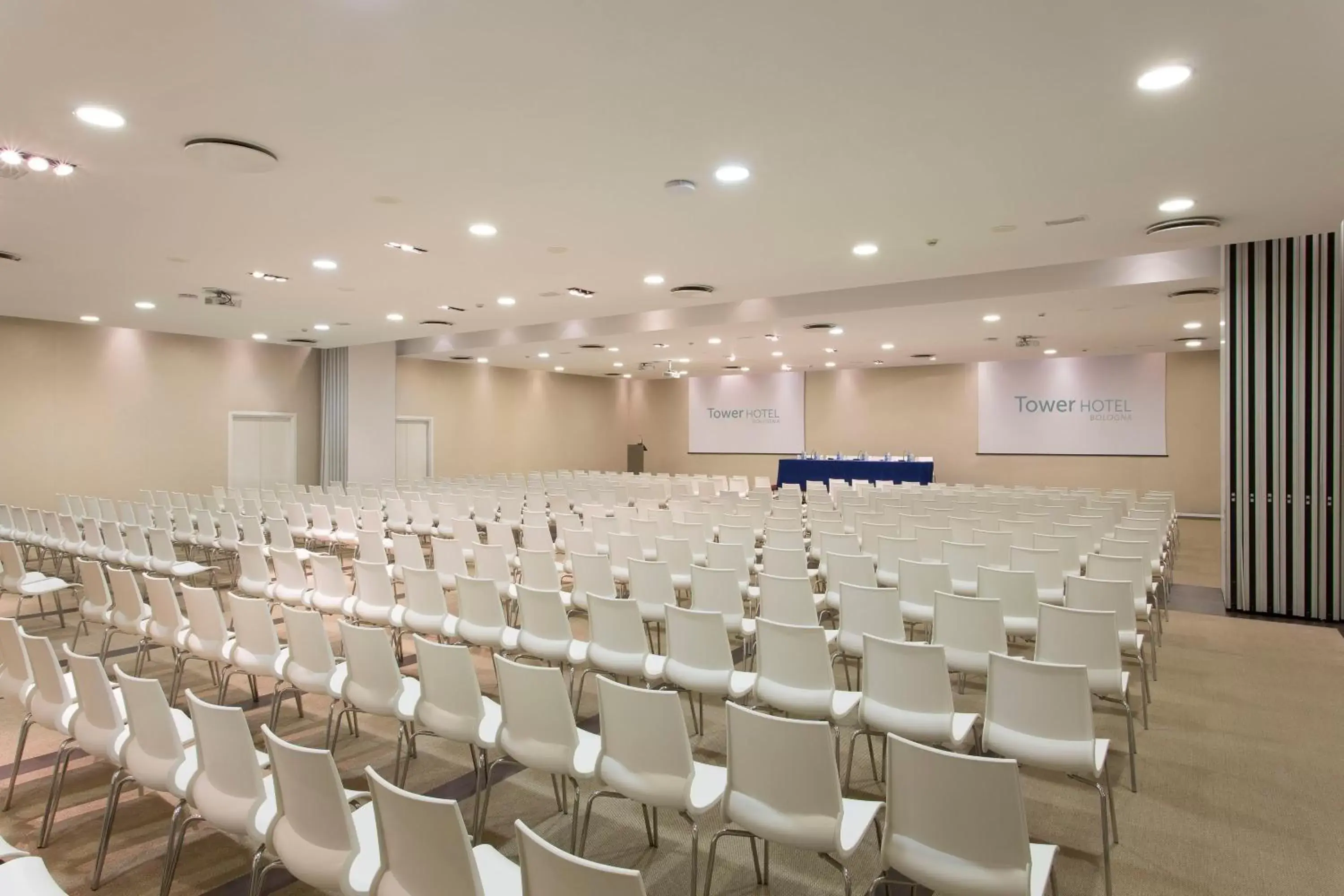 Meeting/conference room in Best Western Plus Tower Hotel Bologna