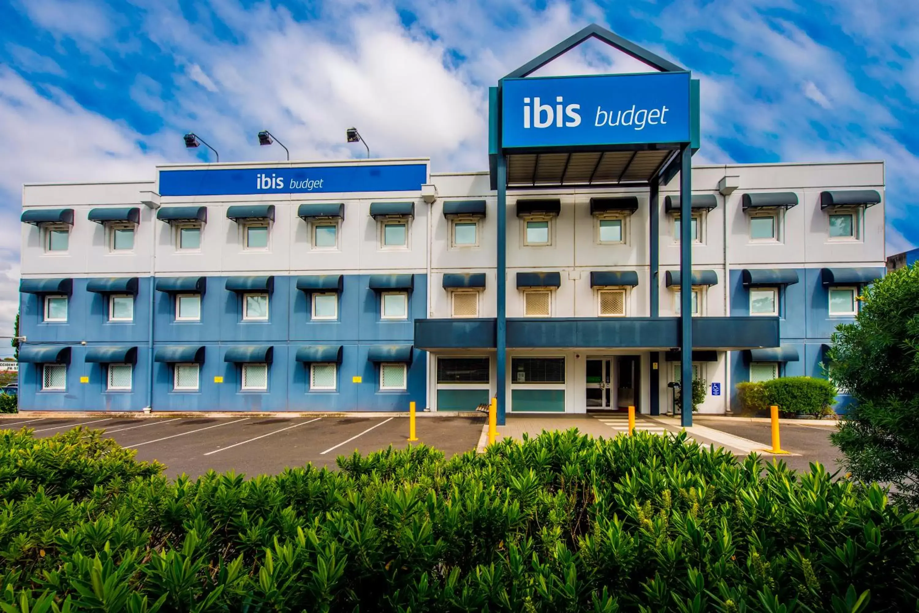 Property Building in ibis Budget - Dandenong