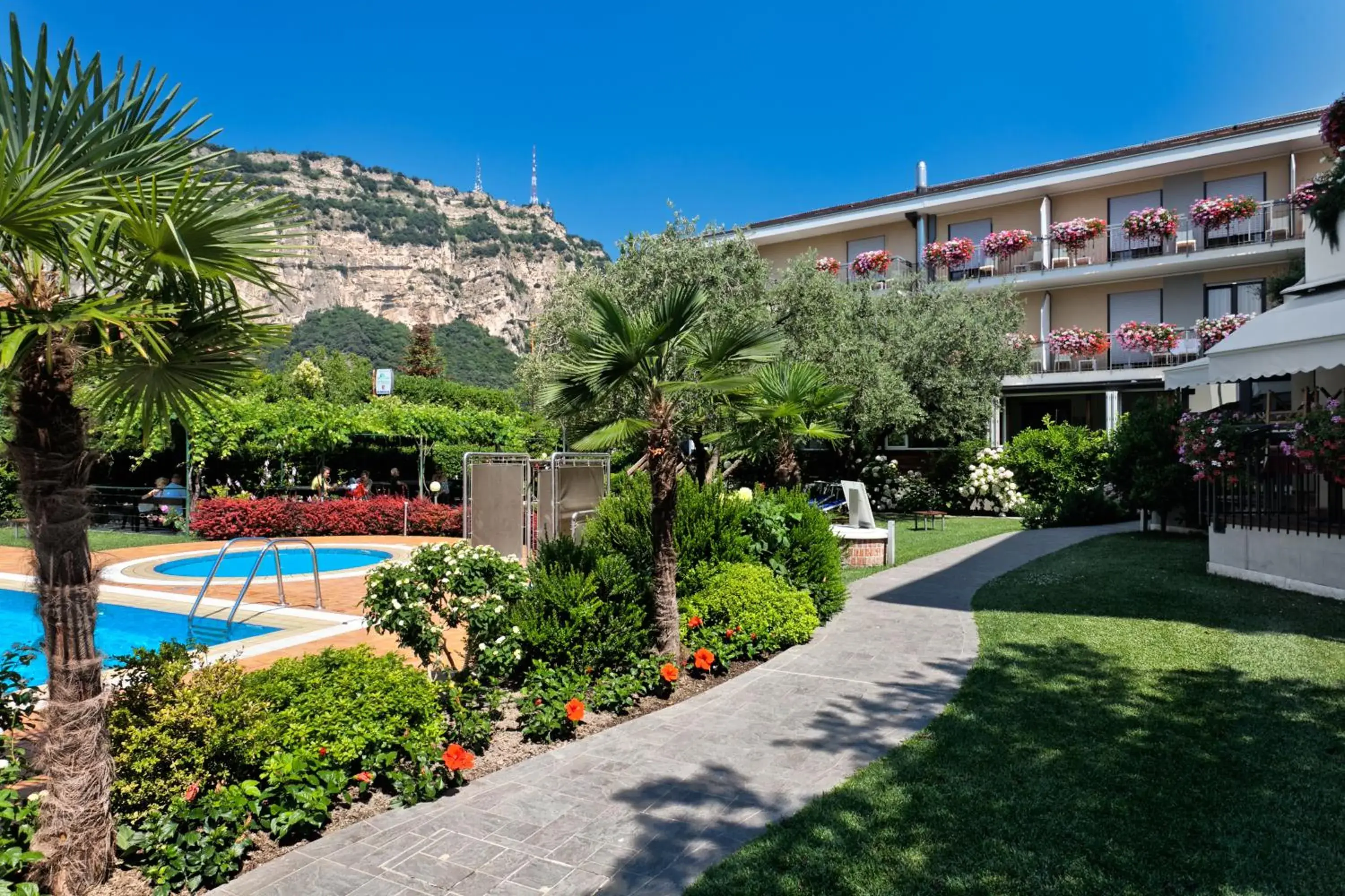 Facade/entrance, Swimming Pool in Sporthotel Villa Stella