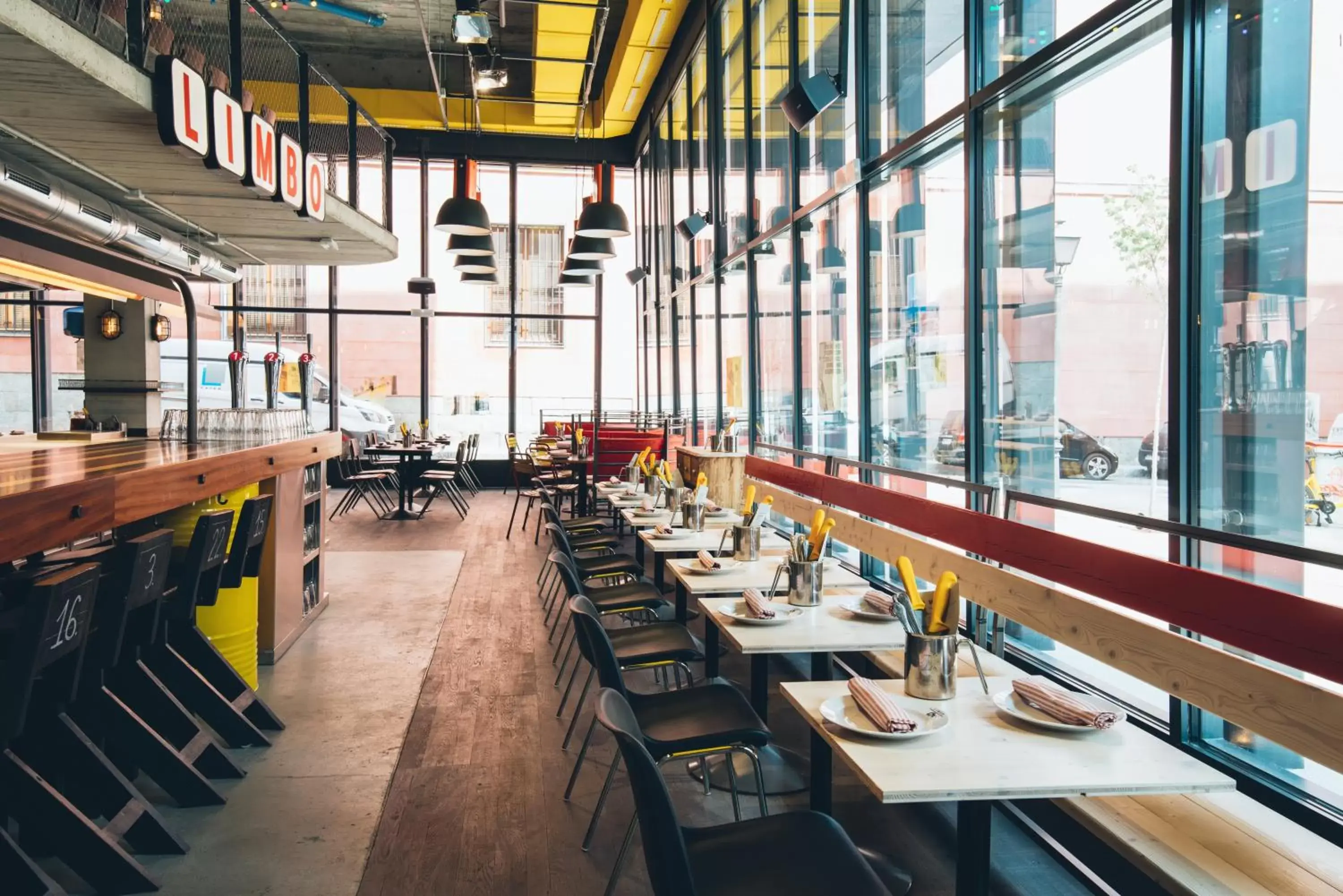 Restaurant/places to eat in Bastardo Hostel Restaurant/places to eat in Bastardo Hostel
