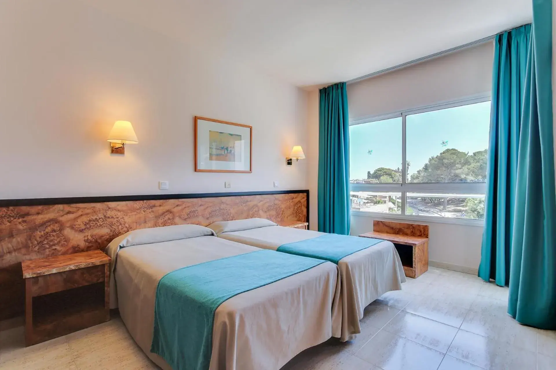 Double Room in Hotel Gran Garbi Mar & AquaSplash Double Room in Hotel Gran Garbi Mar & AquaSplash