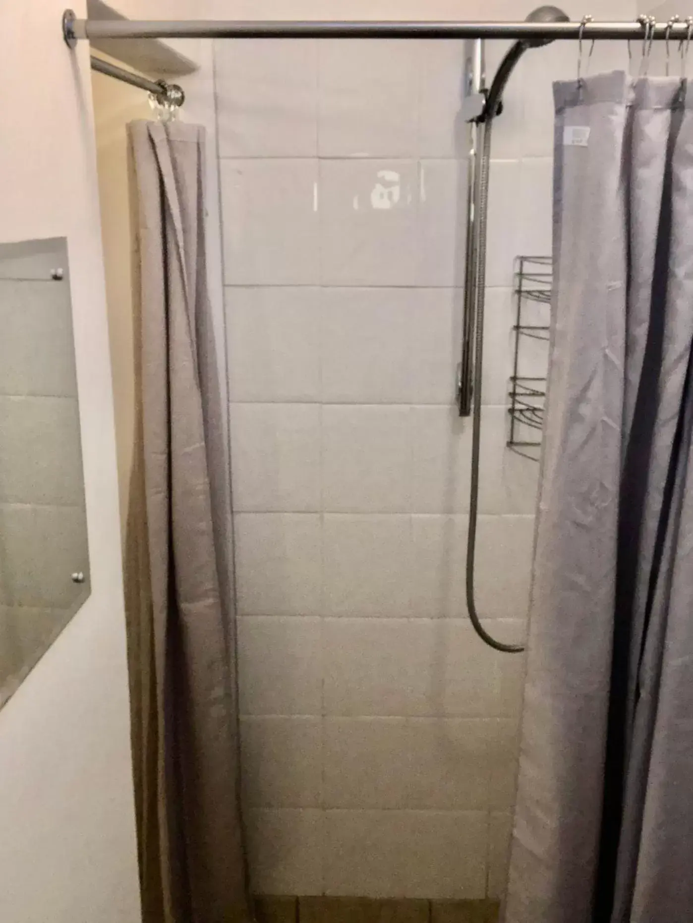 Shower, Bathroom in The Dragonfly BNB, Glastonbury