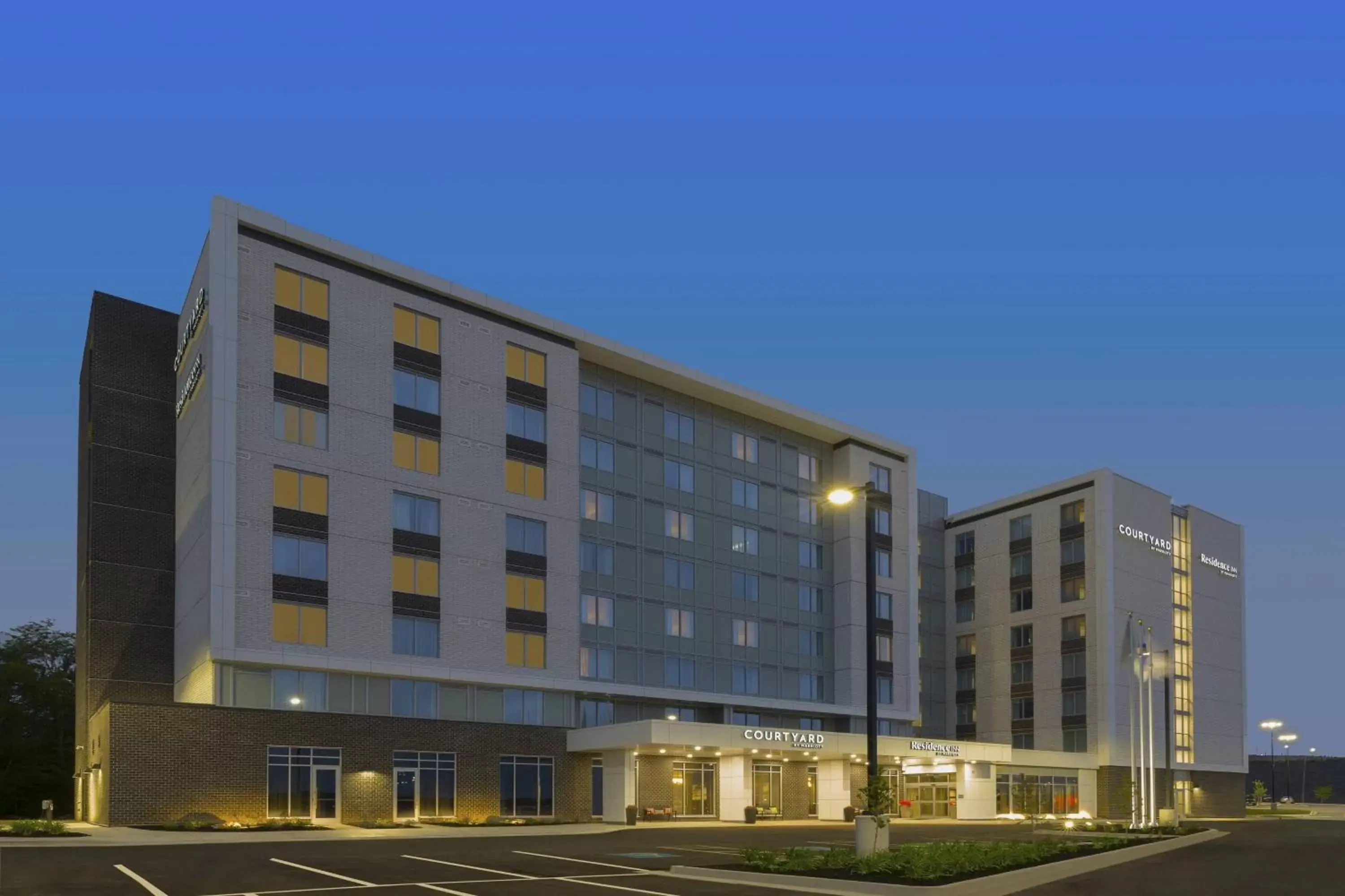 Property Building in Courtyard by Marriott Halifax Dartmouth