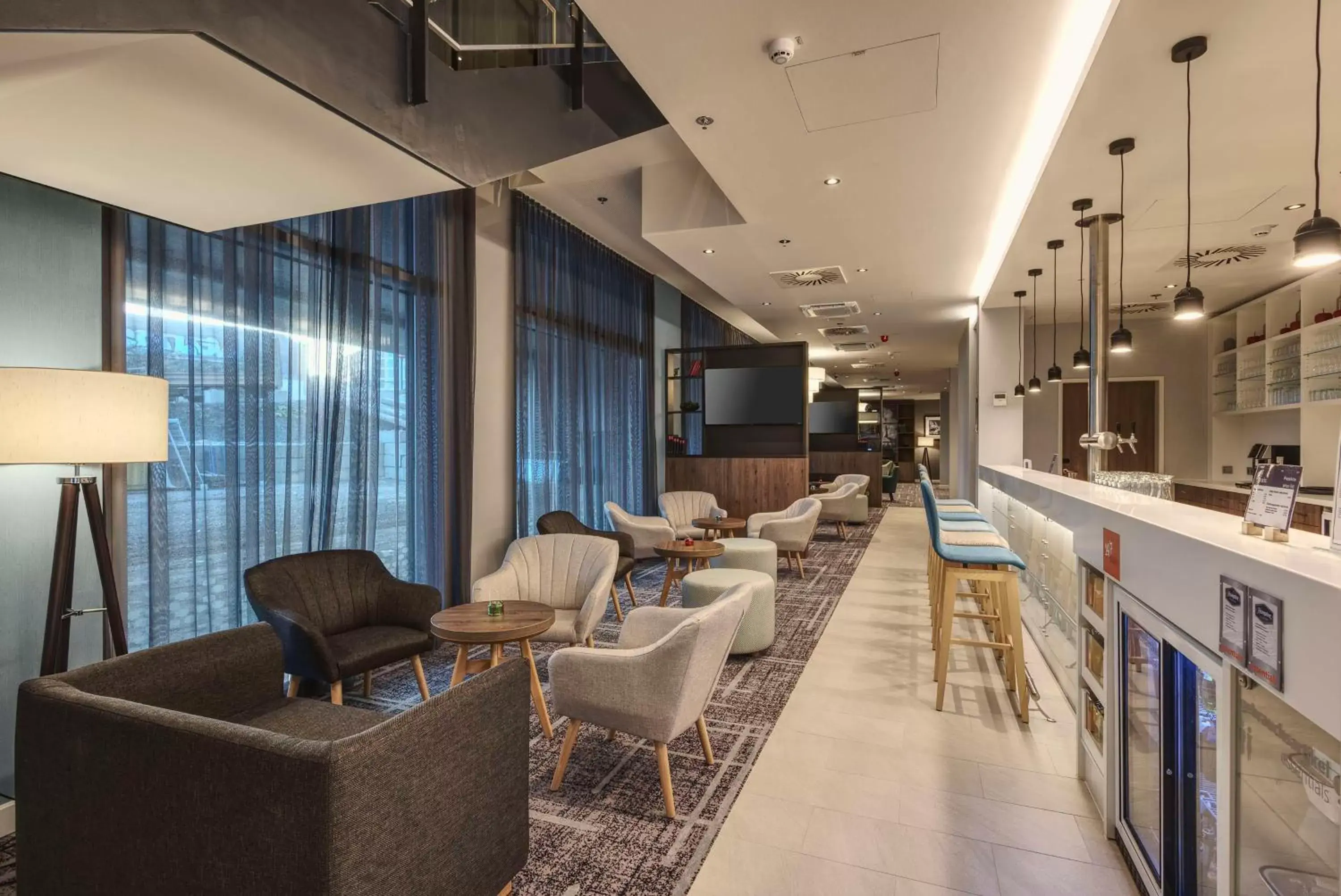 Lounge or bar, Lobby/Reception in Hampton by Hilton Stuttgart City Centre