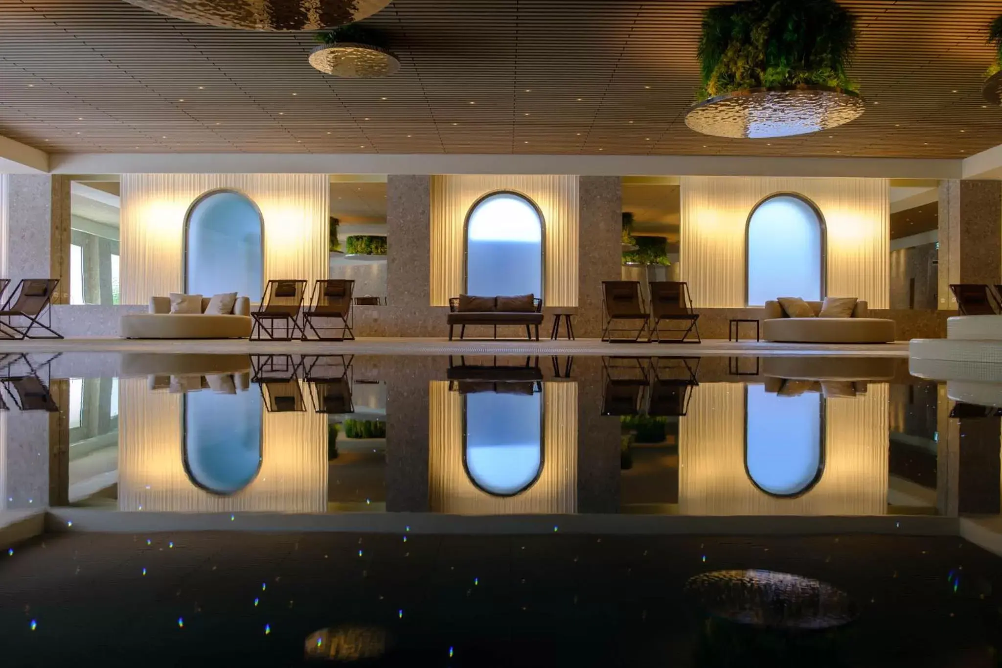 Swimming Pool in Hotel Mioni Pezzato