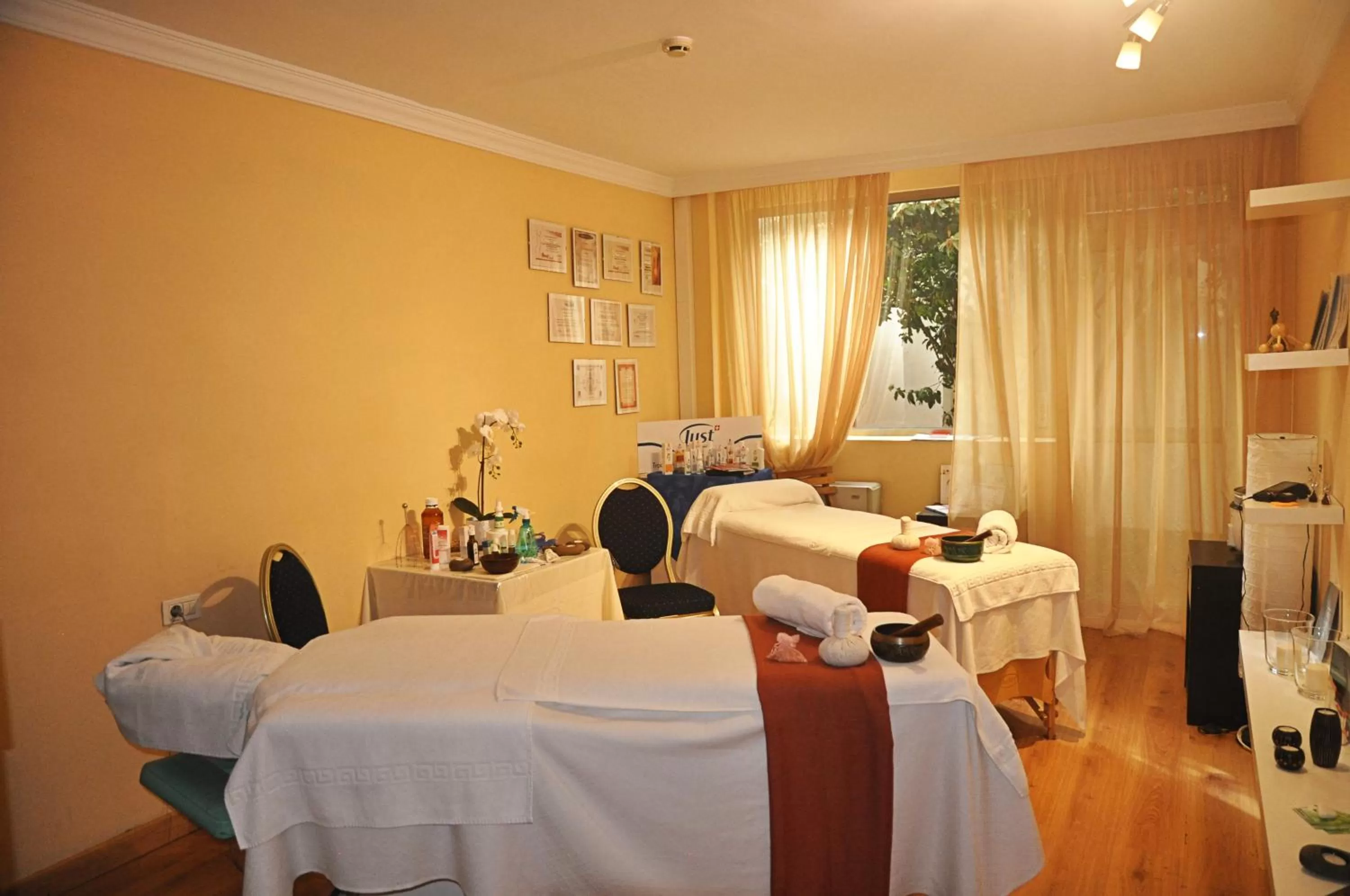 Massage in Hotel Colon Rambla