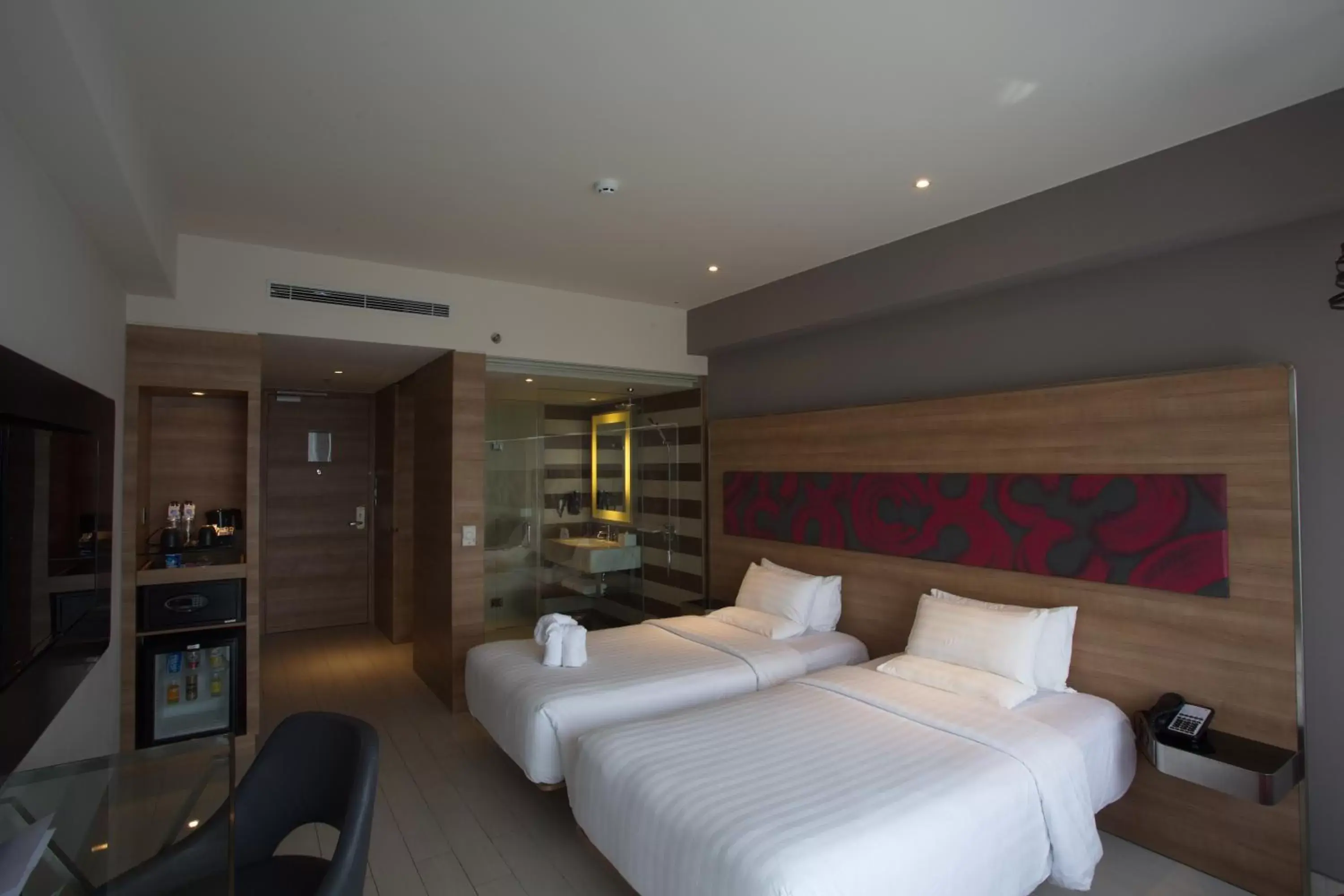 Bedroom, Bed in Novotel Pekanbaru