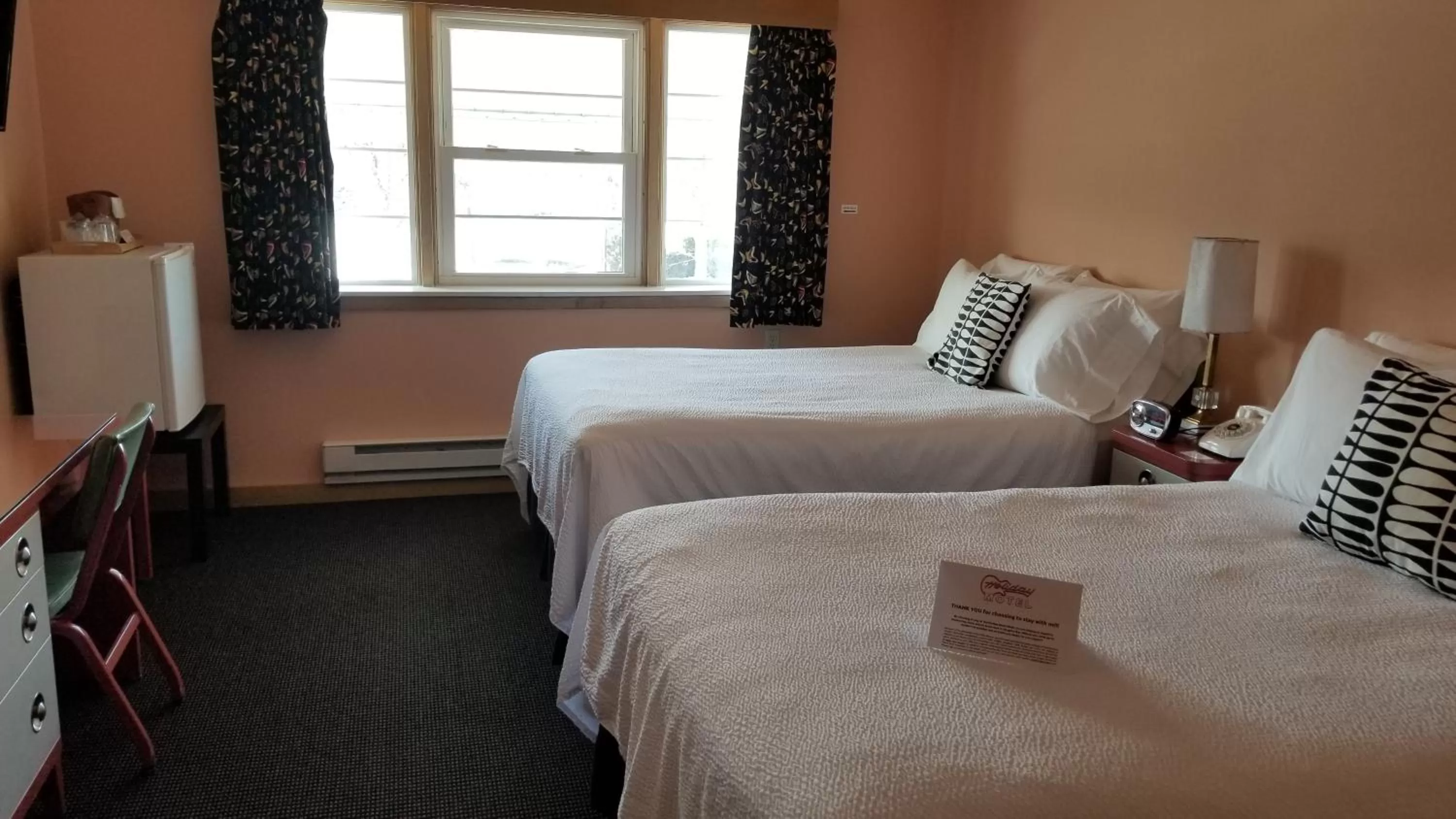 Bed in Holiday Music Motel