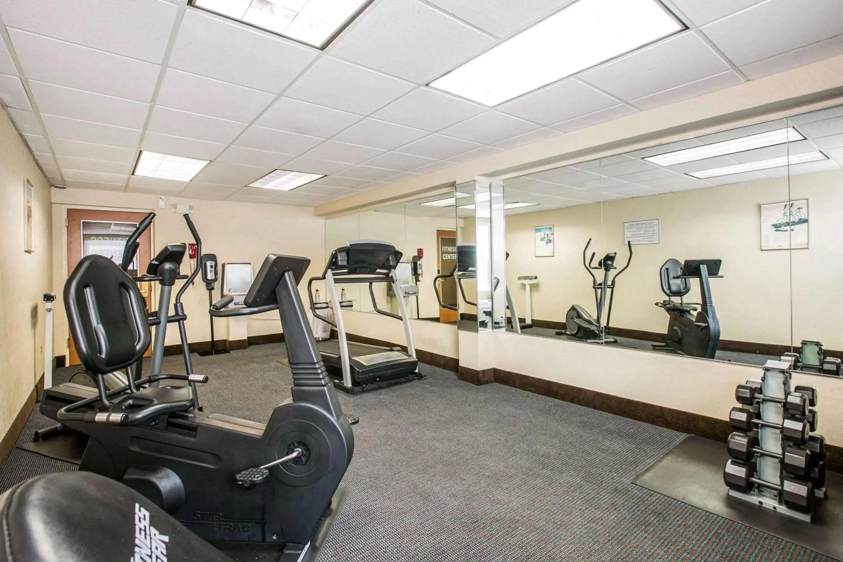 Fitness centre/facilities, Fitness Center/Facilities in Quality Inn Edison-New Brunswick
