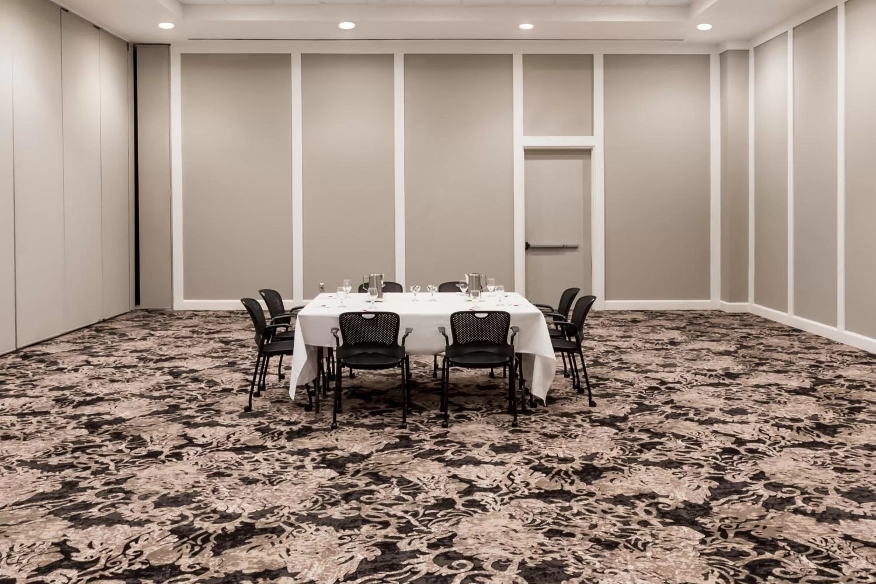 Meeting/conference room in Wyndham Houston near NRG Park - Medical Center