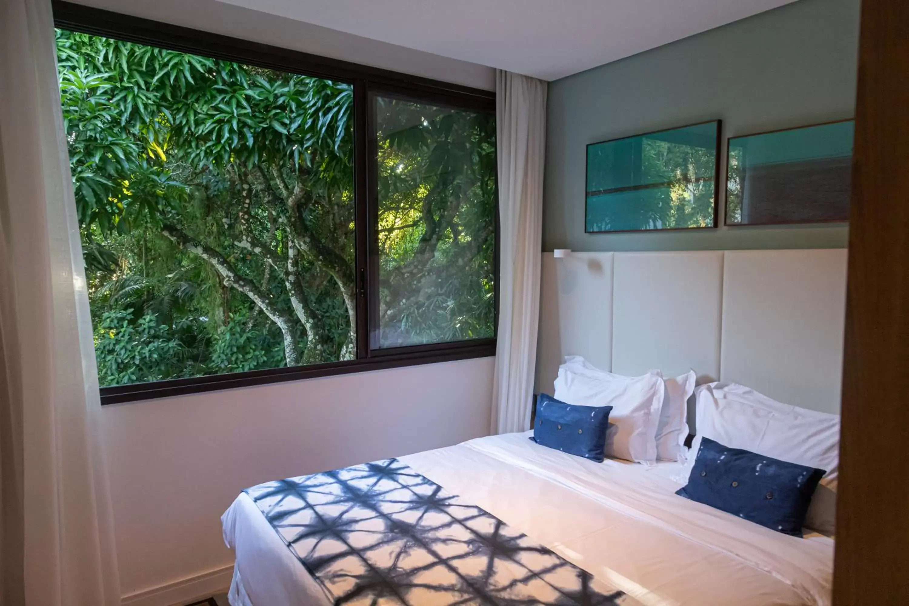 View (from property/room), Bed in Wyndham Ilhabela Casa Di Sirena