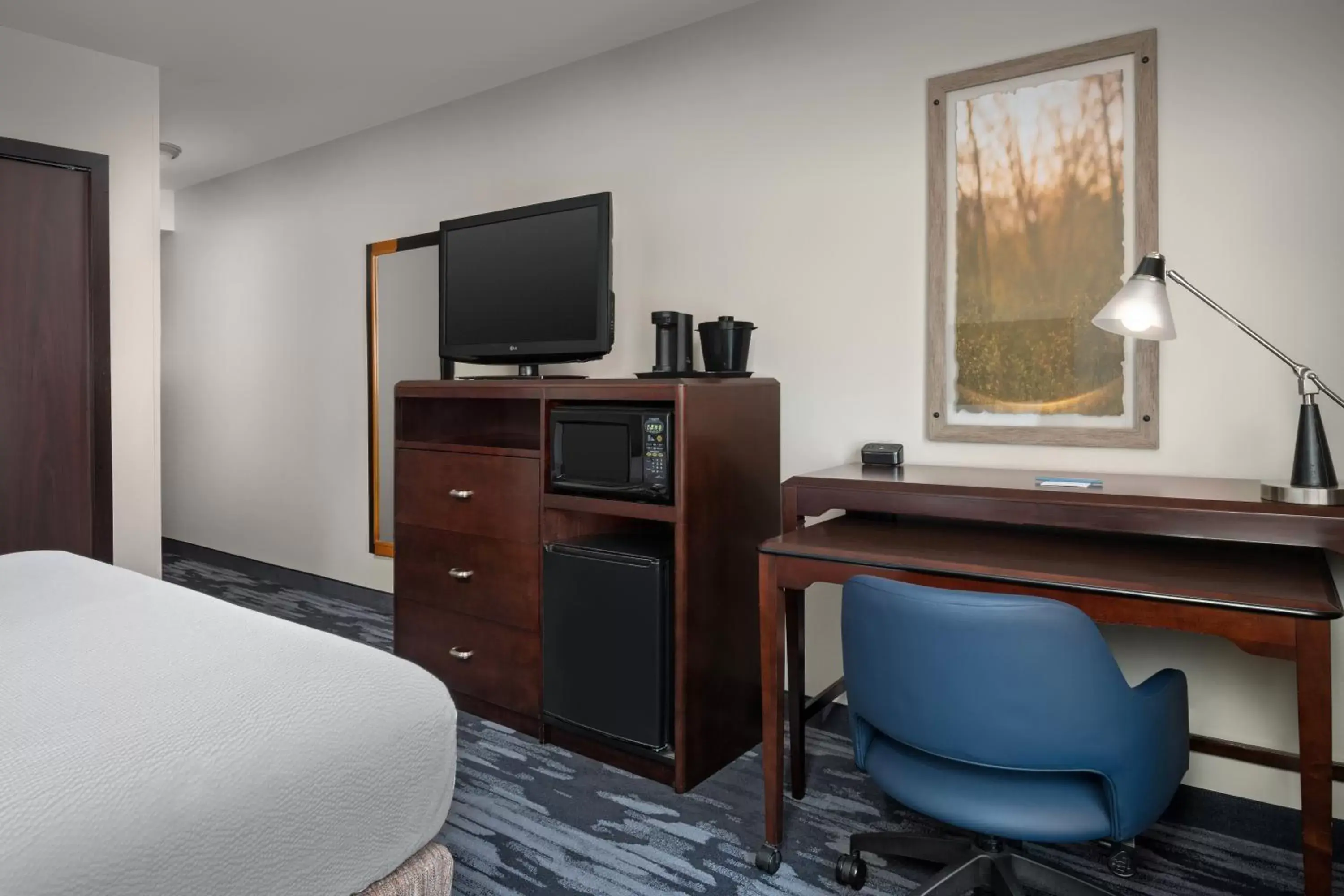 TV and multimedia, TV/Entertainment Center in Fairfield by Marriott Tacoma Puyallup