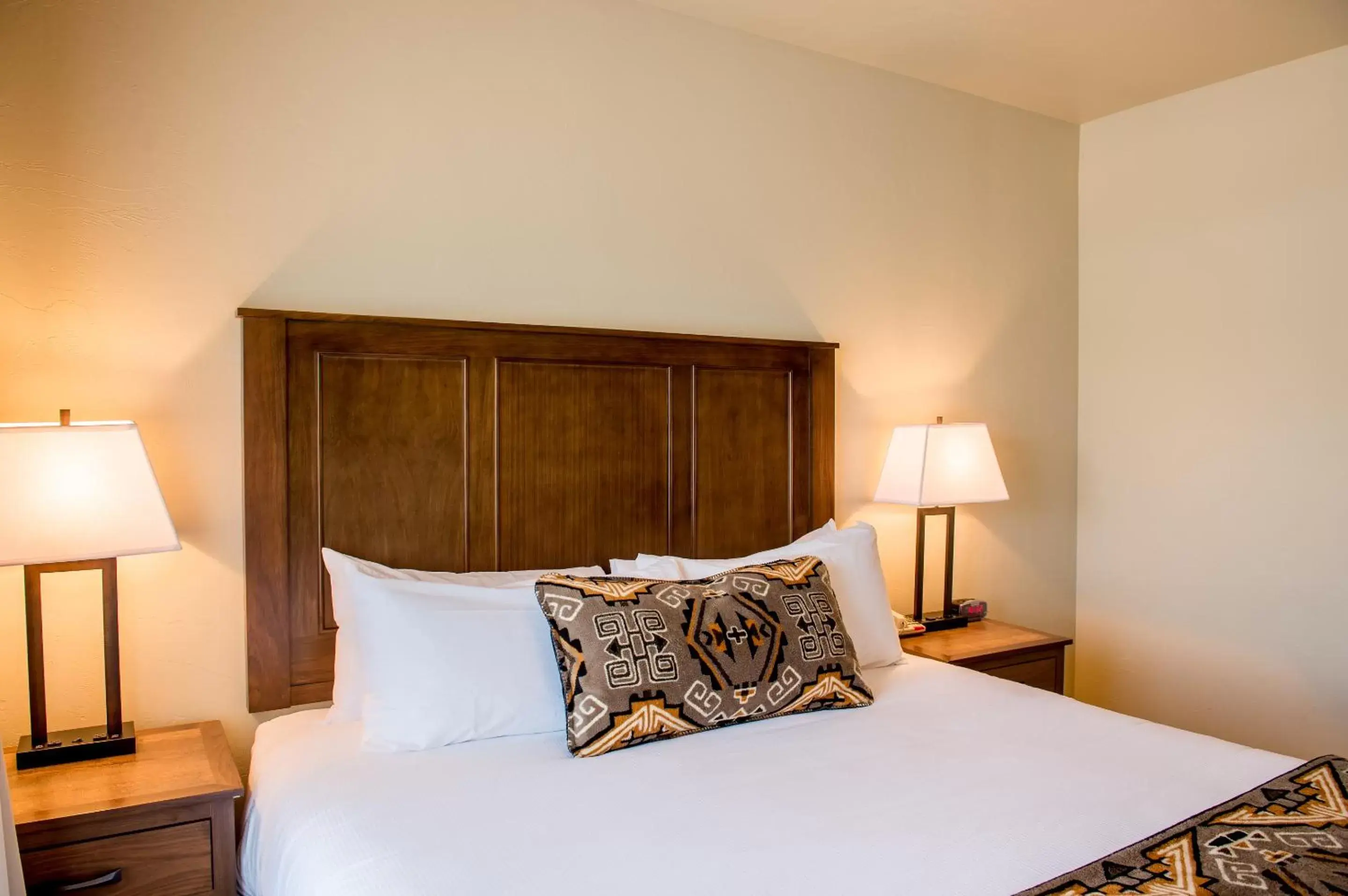 Bedroom, Bed in Cedar Creek Lodge & Conference Center Bedroom, Bed in Cedar Creek Lodge & Conference Center