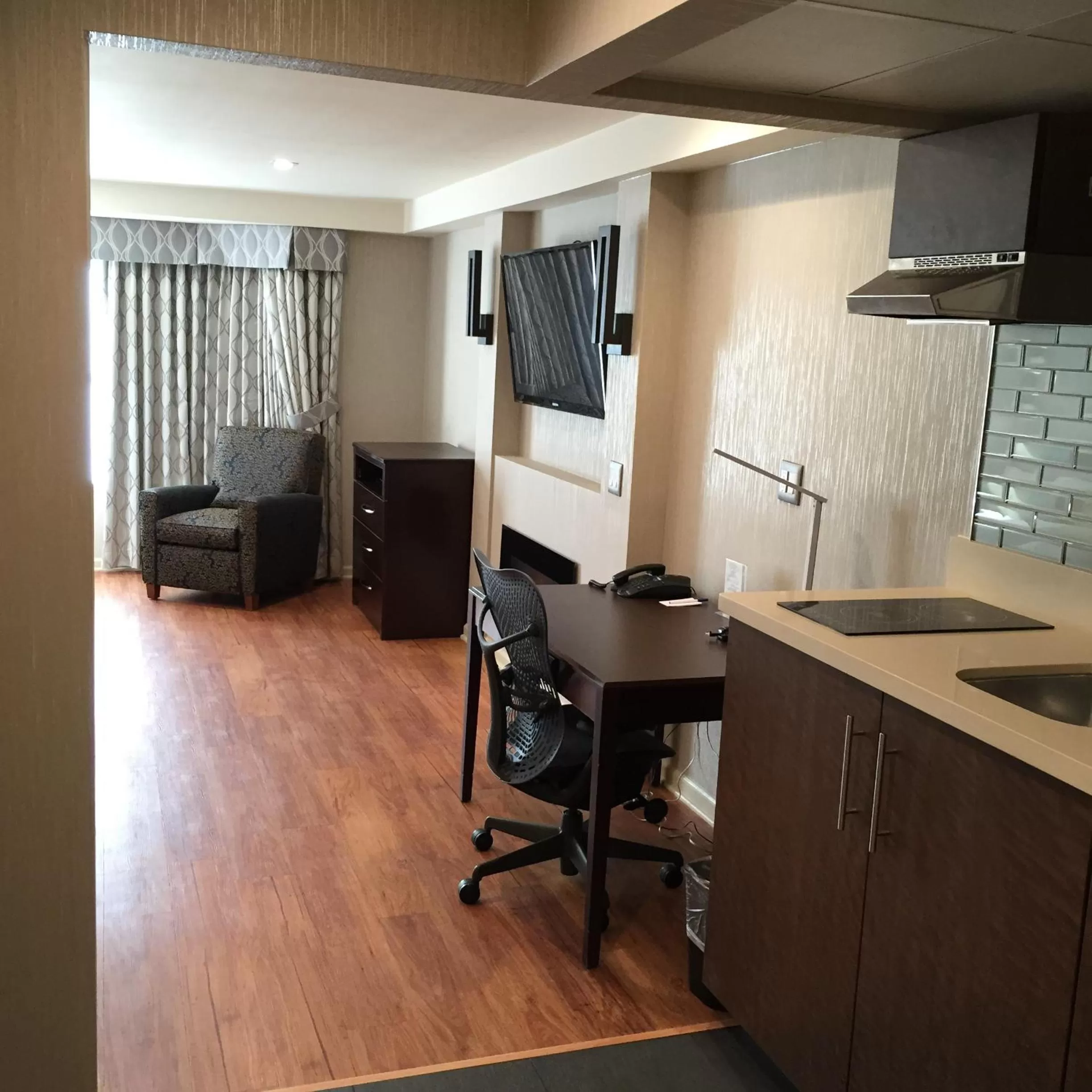 Kitchen or kitchenette in Hotel Strata