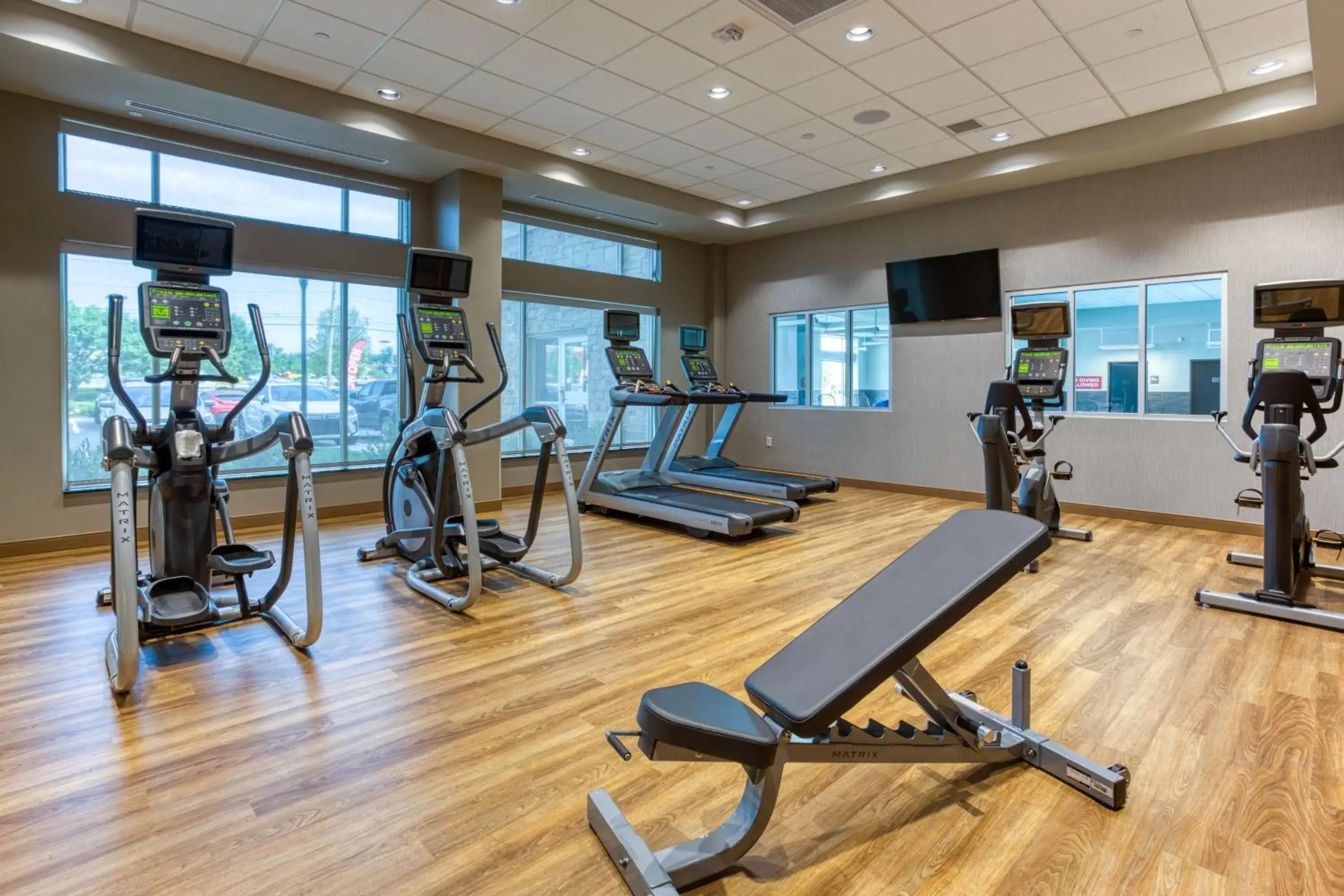 Activities, Fitness Center/Facilities in Drury Inn & Suites Cincinnati Northeast Mason