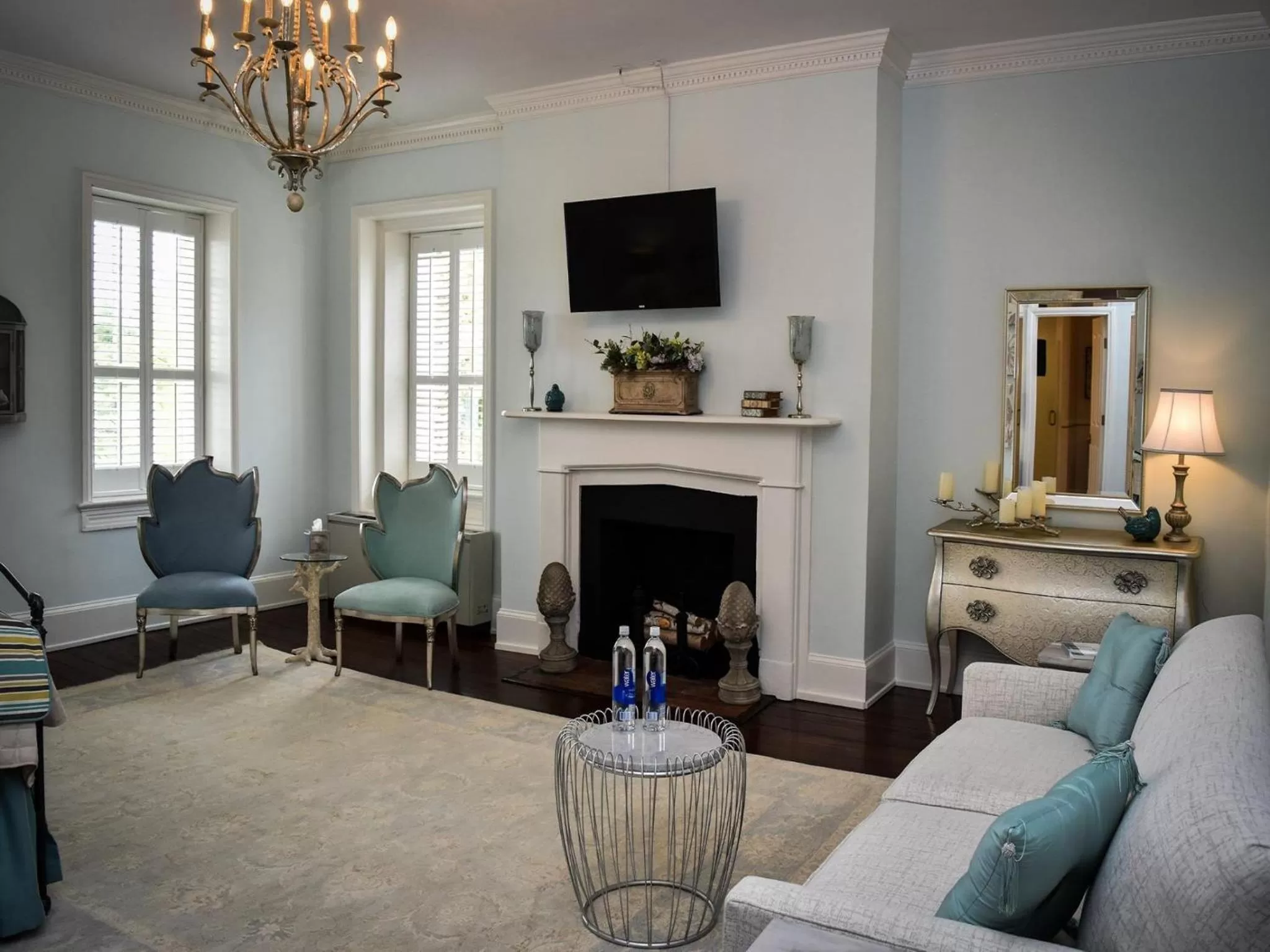 TV and multimedia in Inn at Evergreen