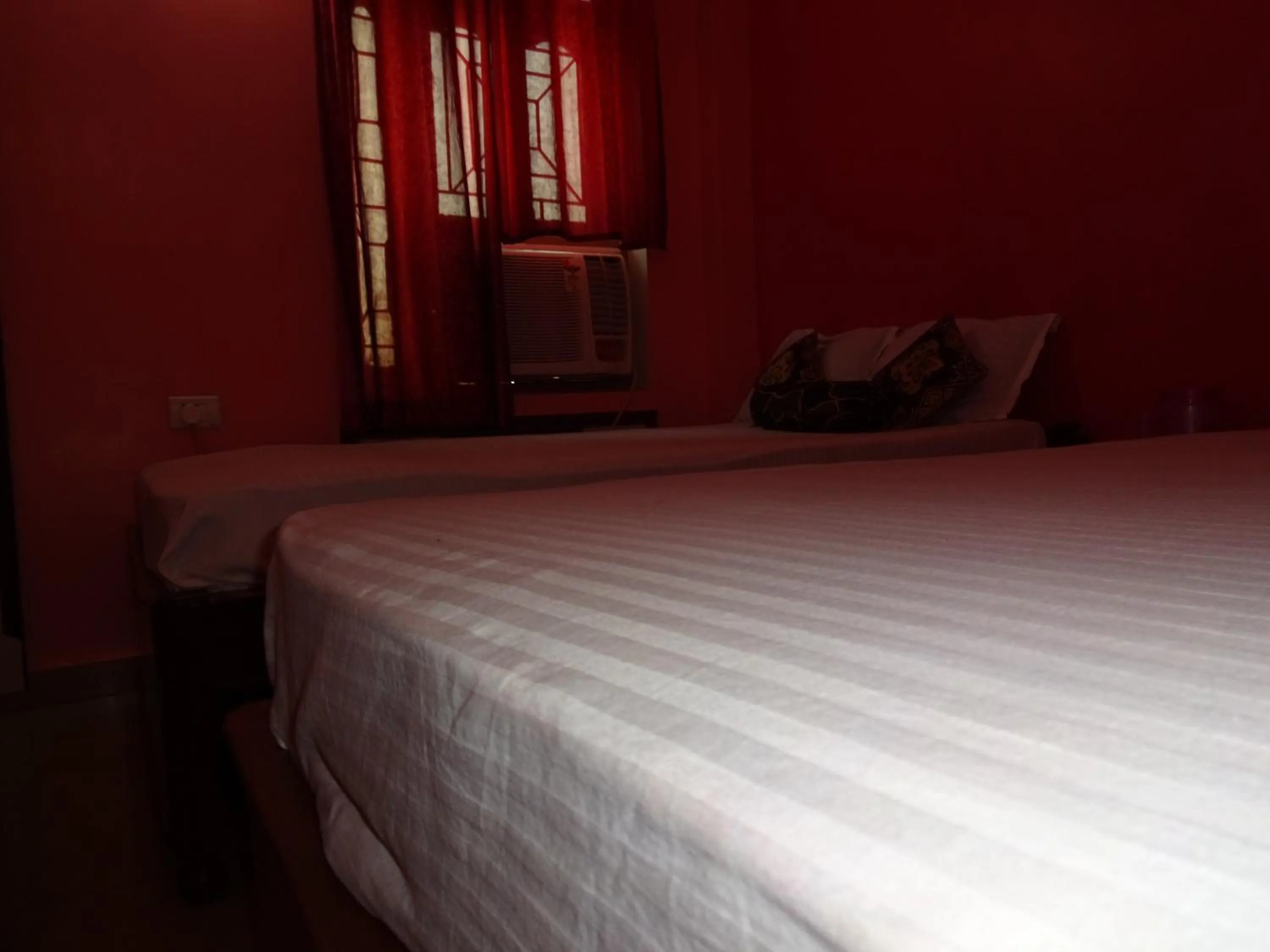 Bedroom, Bed in Hotel Viraat Inn