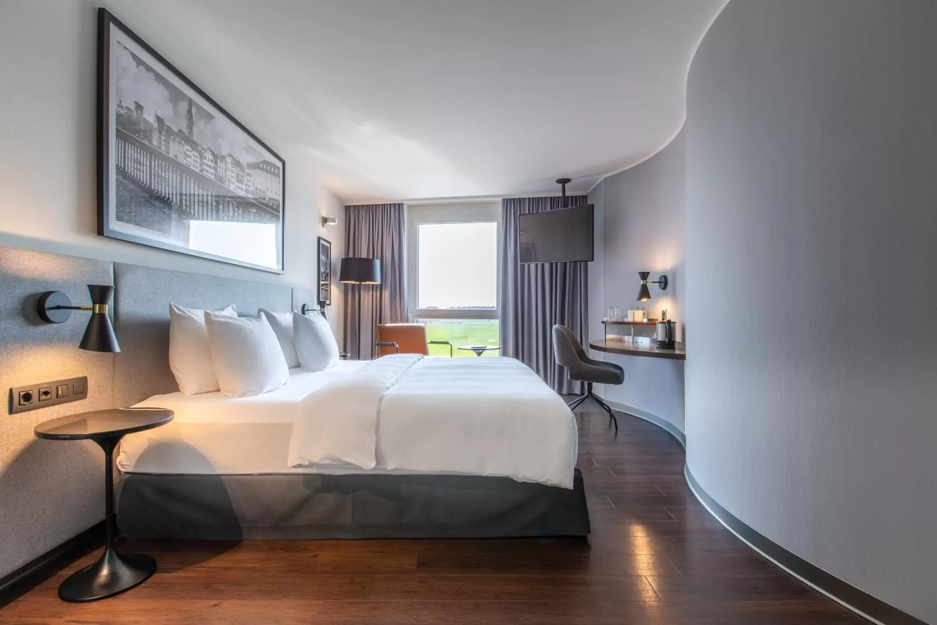 Bedroom in Radisson Hotel Zurich Airport