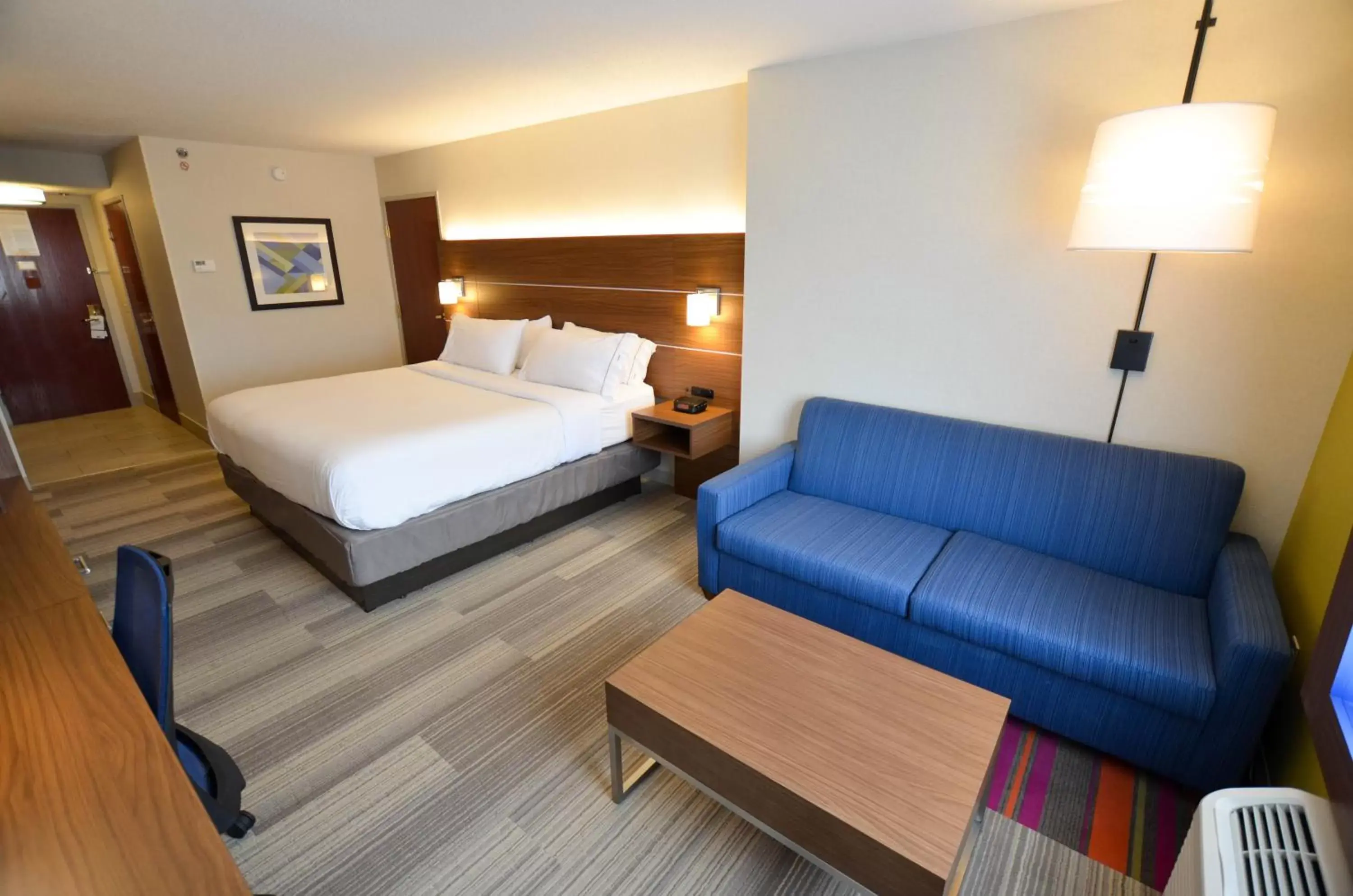 Photo of the whole room in Holiday Inn Express Pittsburgh-Bridgeville, an IHG Hotel