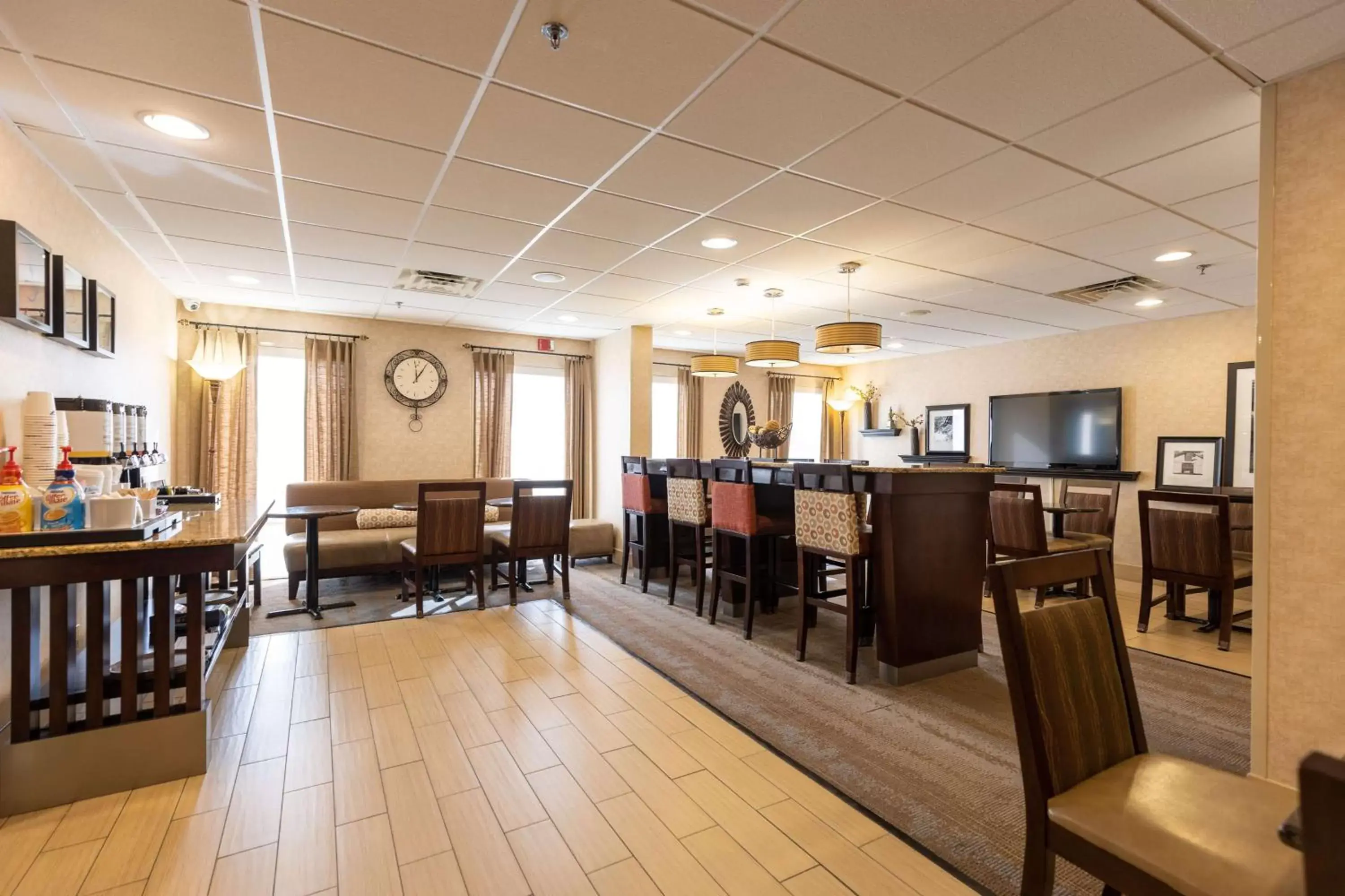 Lobby or reception, Restaurant/Places to Eat in Hampton Inn by Hilton of Kuttawa Eddyville