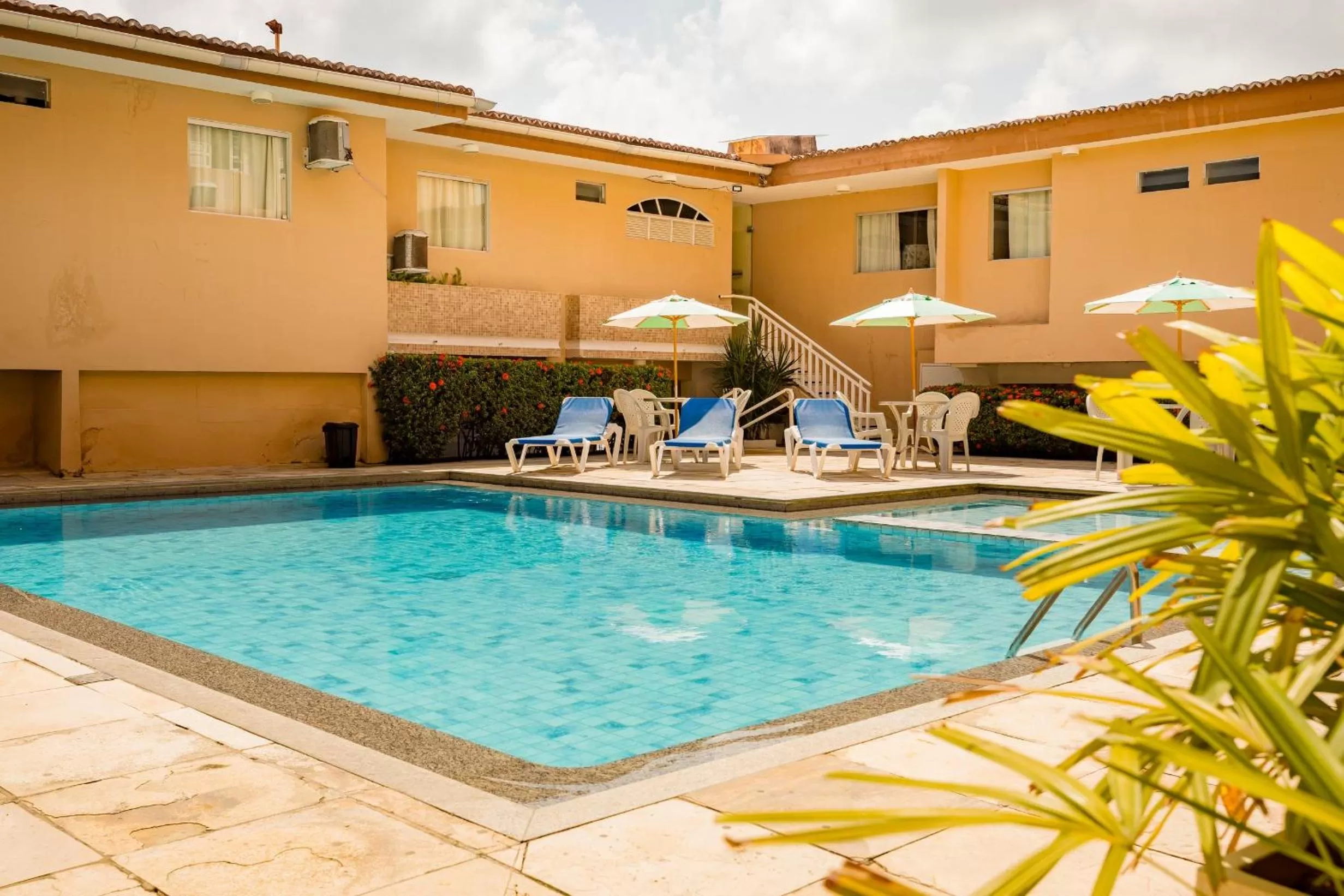 Swimming pool in El Aram Ponta Negra