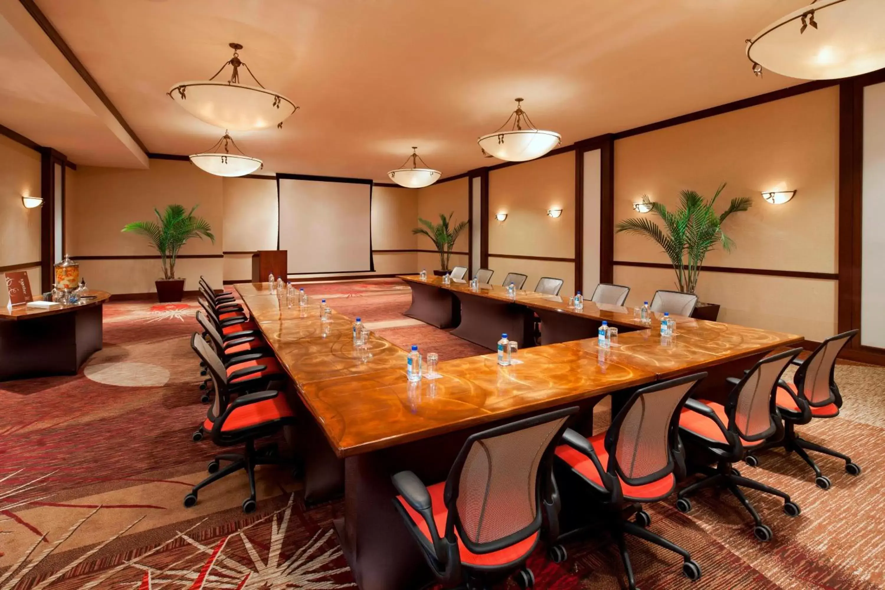 Meeting/conference room in Sheraton Albuquerque Uptown by Marriott