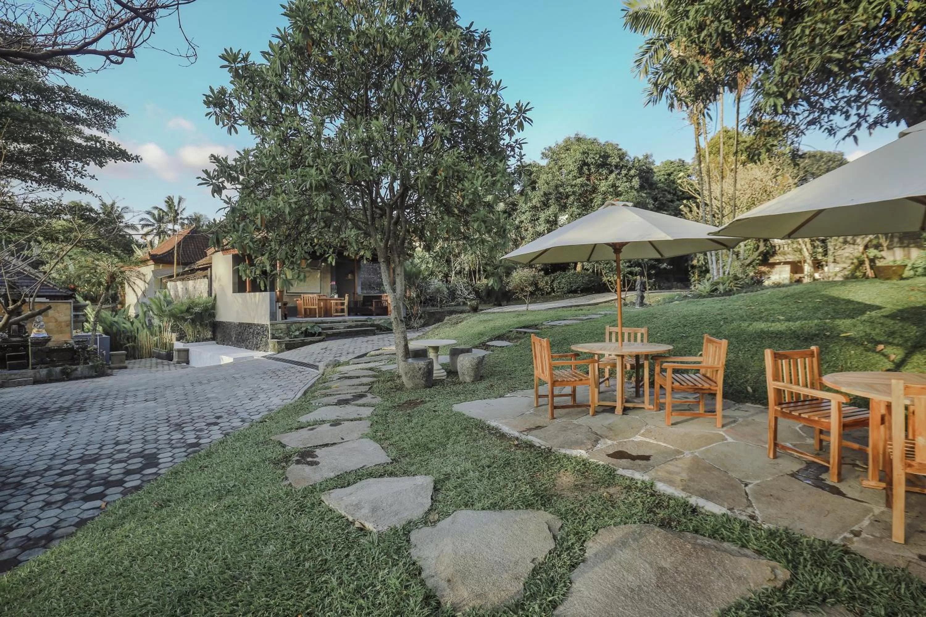 Restaurant/places to eat in Portobello Villa Ubud