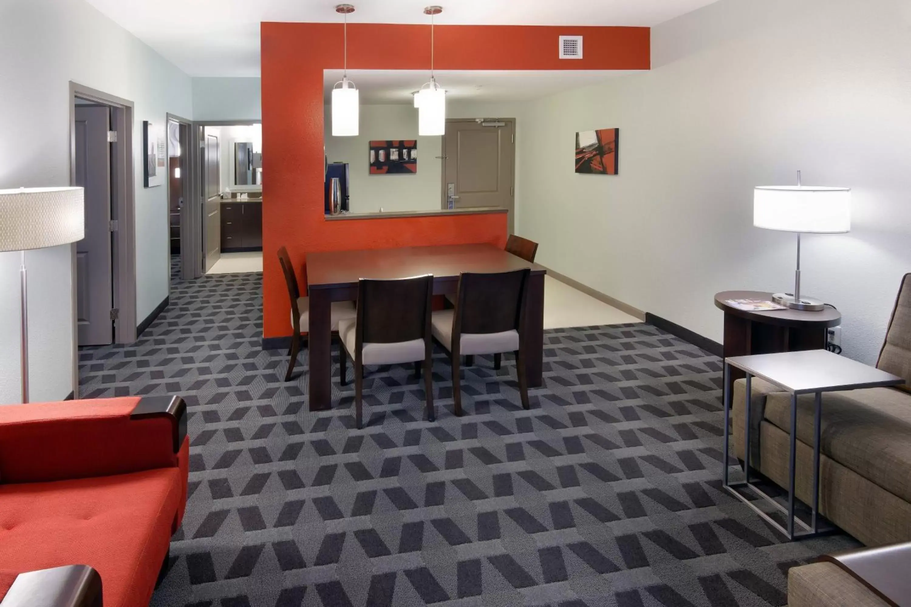 Living room, Seating Area in TownePlace Suites by Marriott Springfield