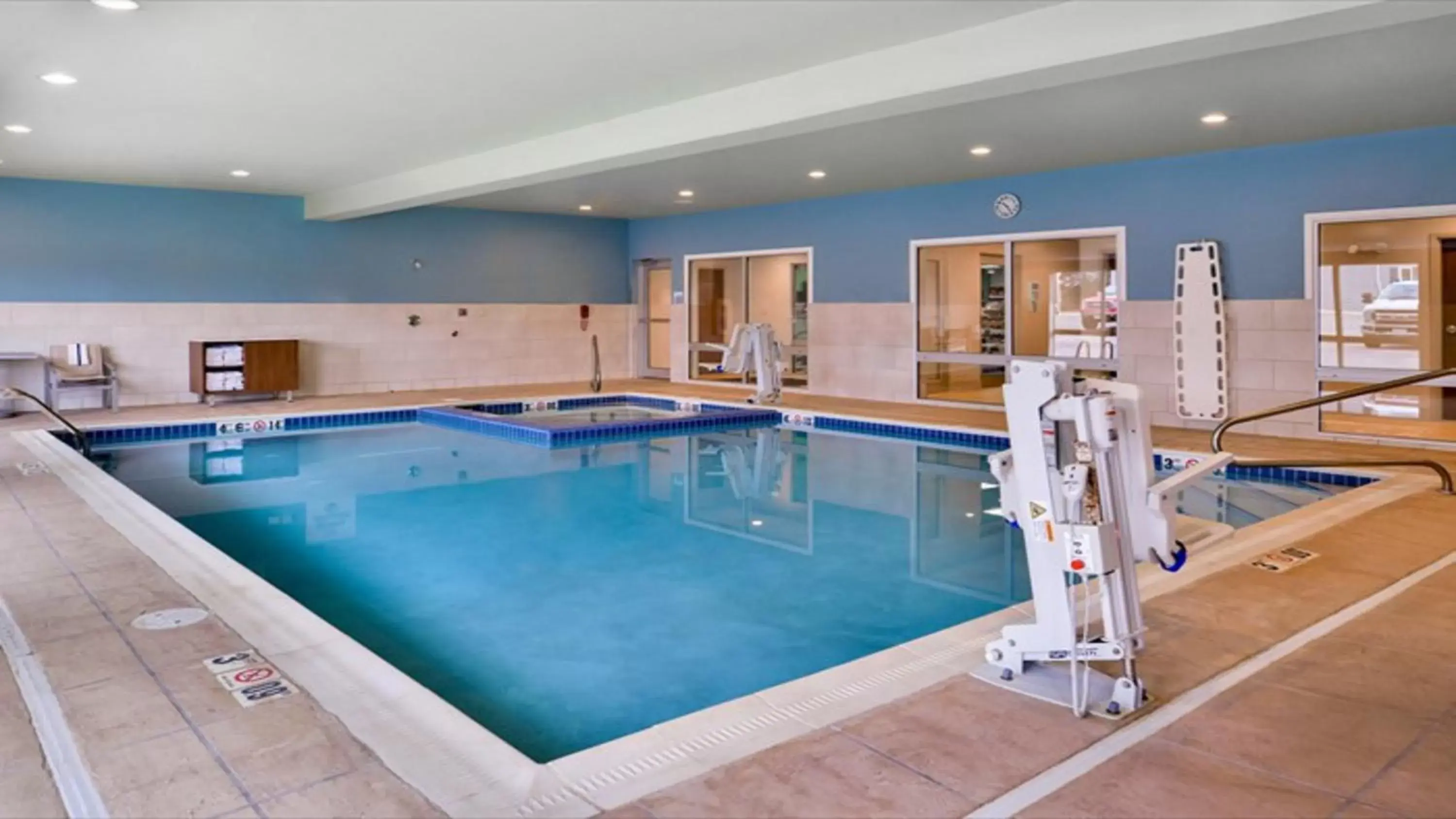 Swimming Pool in Holiday Inn Express & Suites - Parkersburg East, an IHG Hotel