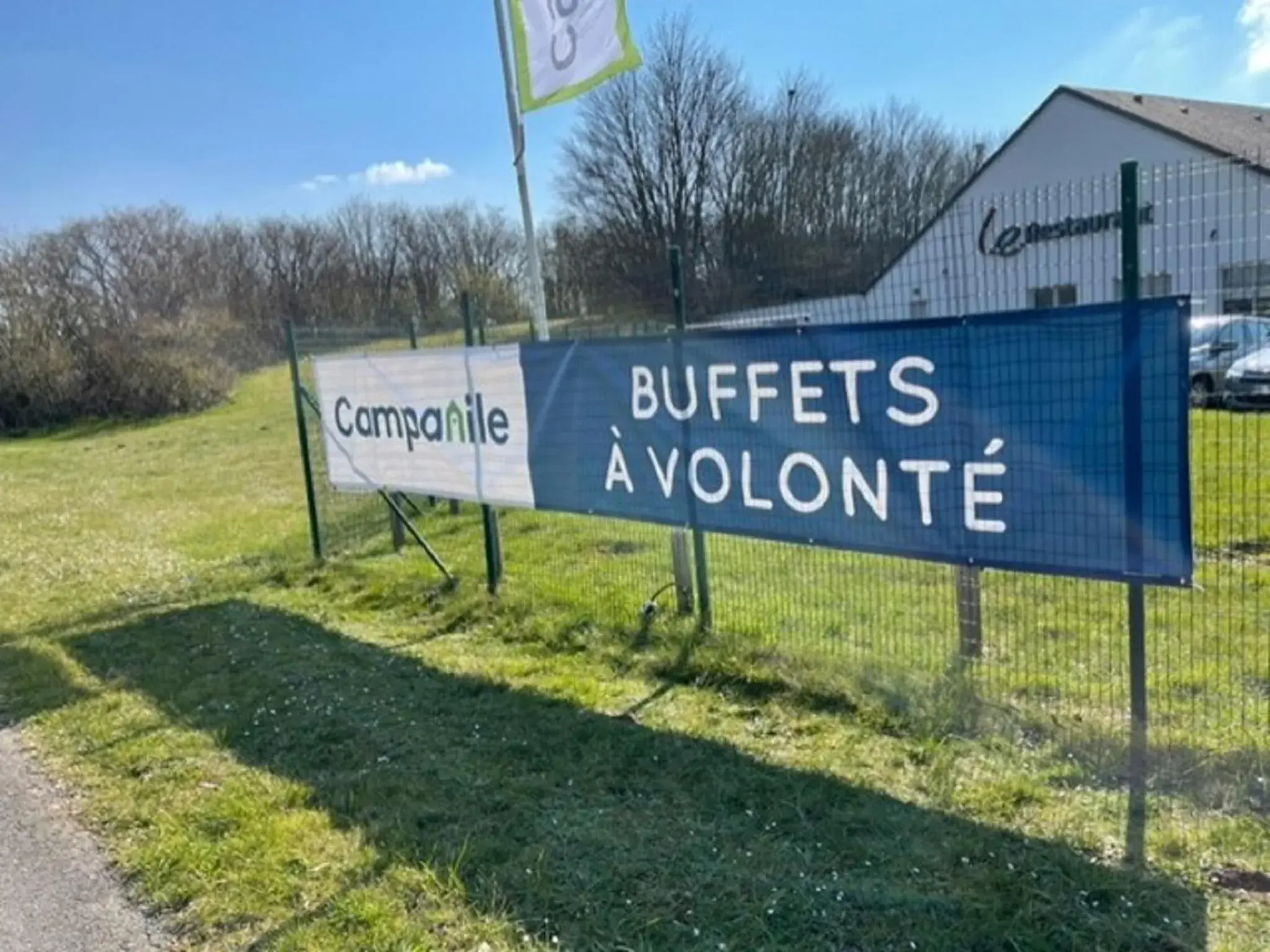 Property logo or sign in Campanile Amiens - Glisy