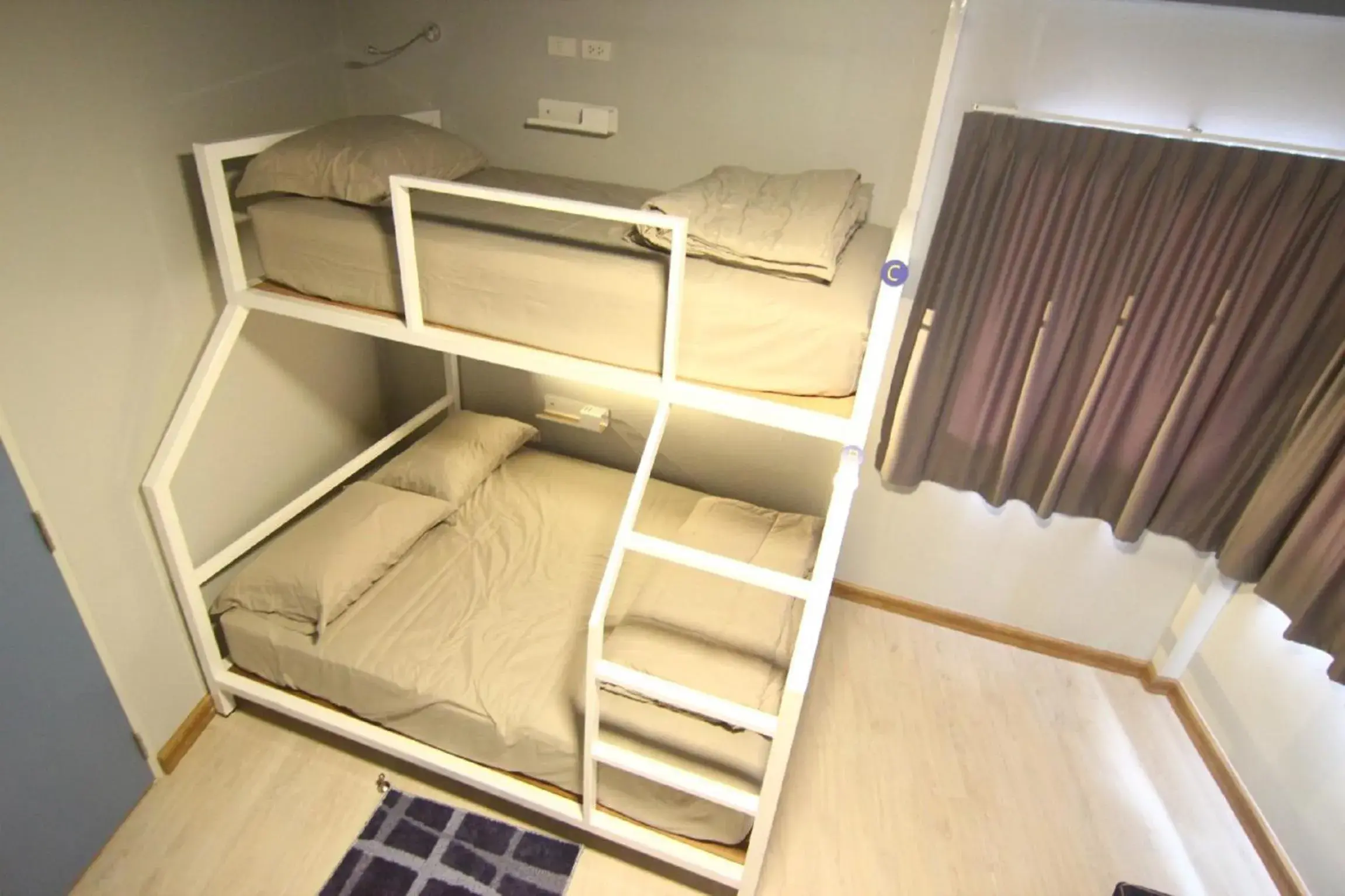 Bunk Bed in The Moon Hostel Huahin