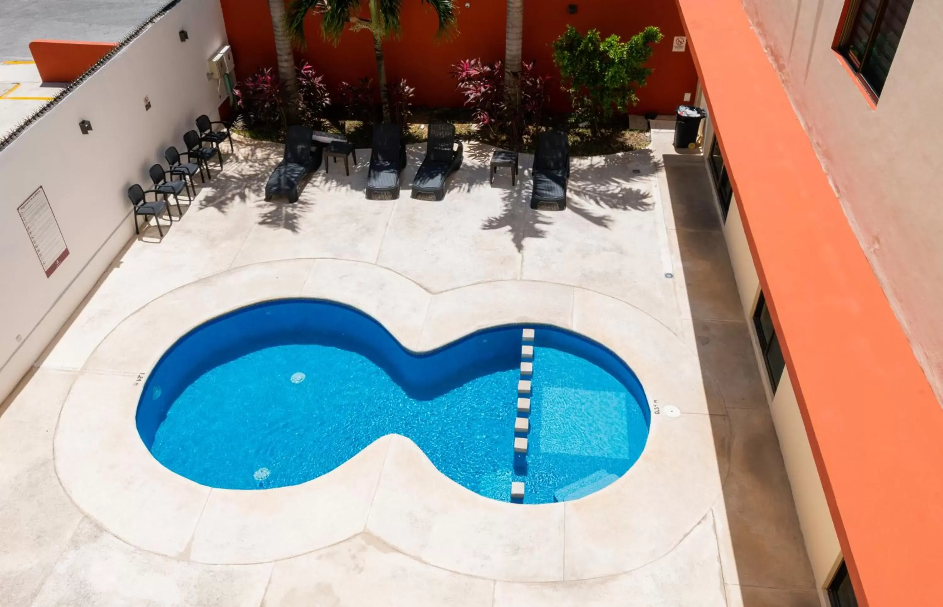 Swimming pool, Pool View in Hotel Ambra
