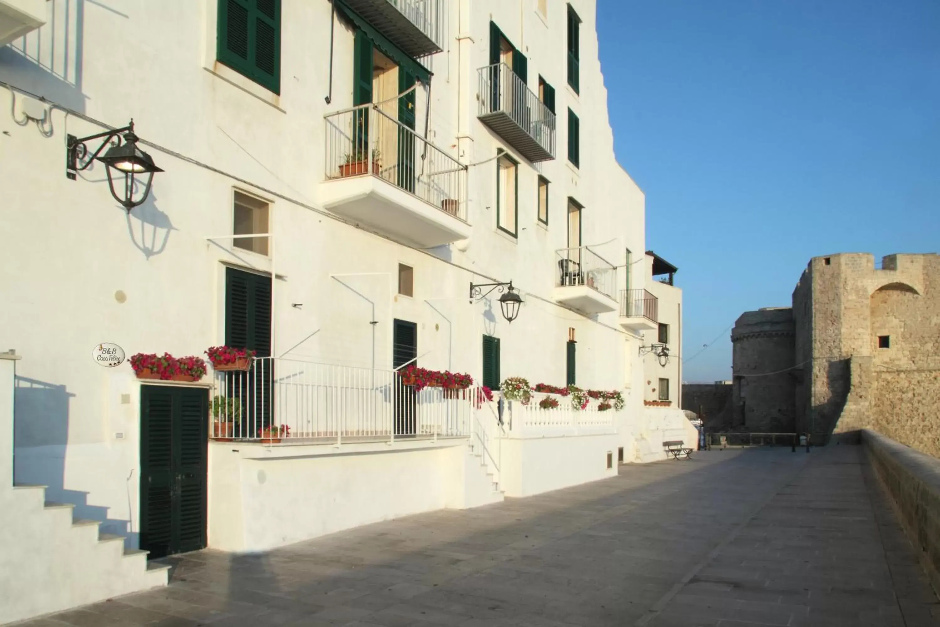 Facade/entrance, Property Building in Casa Felice