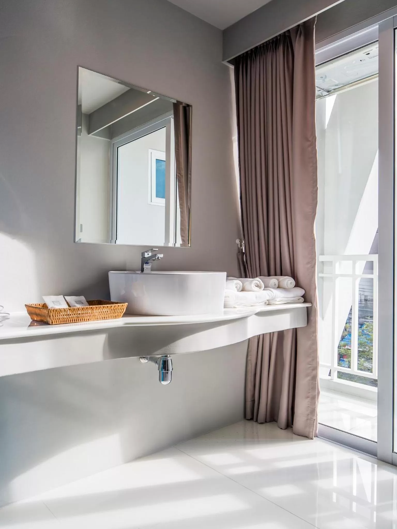 Toilet in Atelier Suites