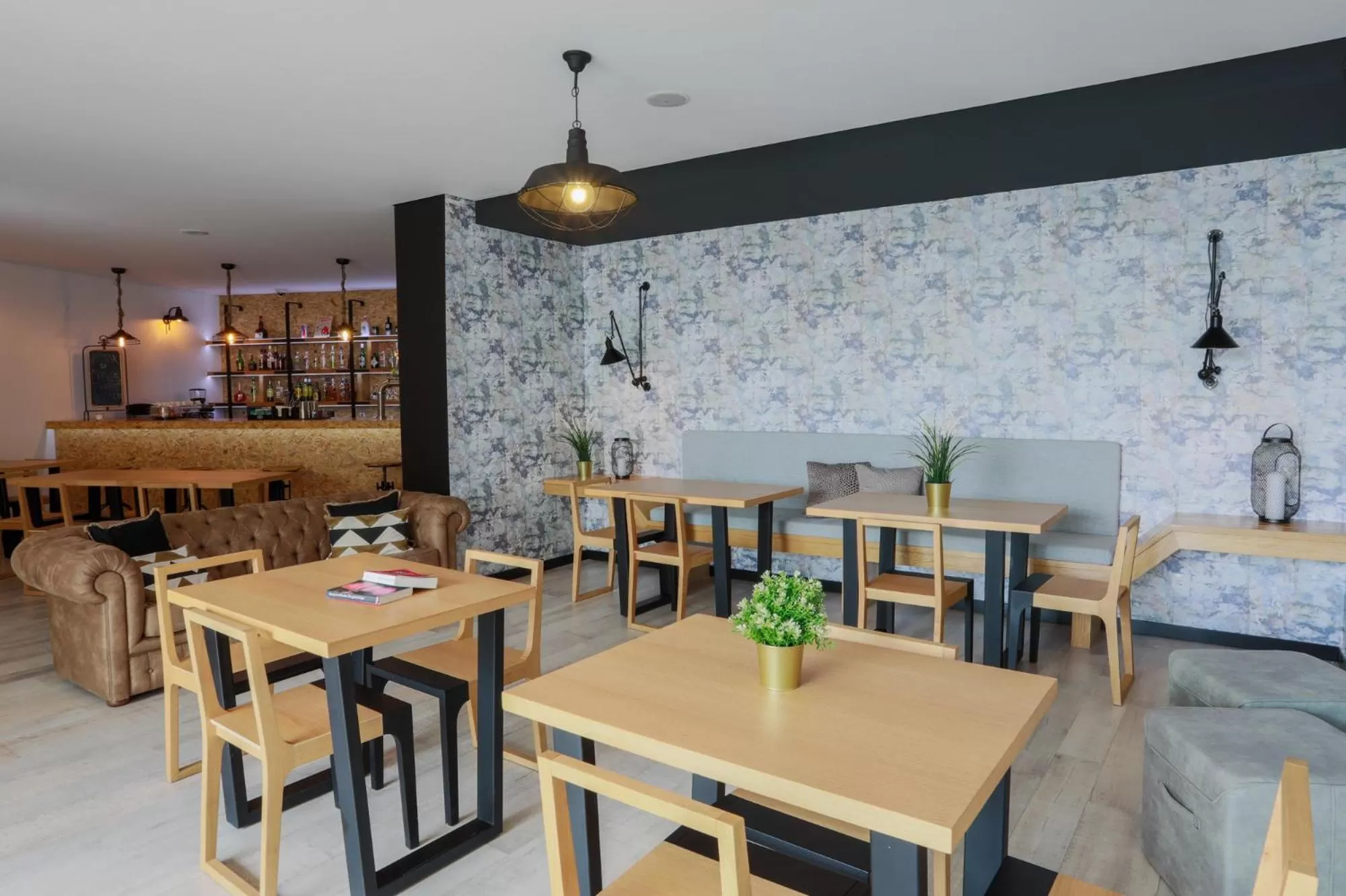 Lounge or bar in Well Hotel & Spa