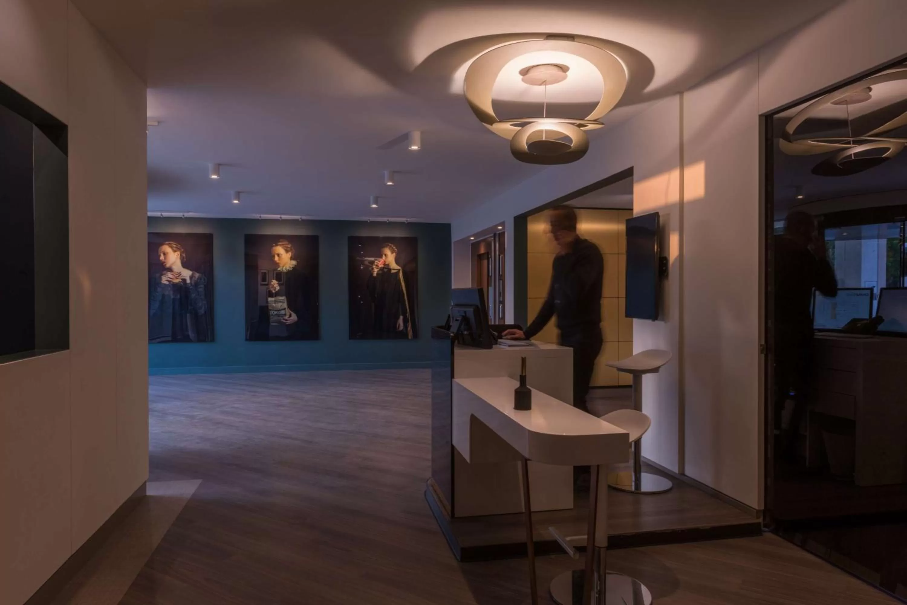 Lobby or reception in Best Western Hotel le Galice Aix-en-Provence