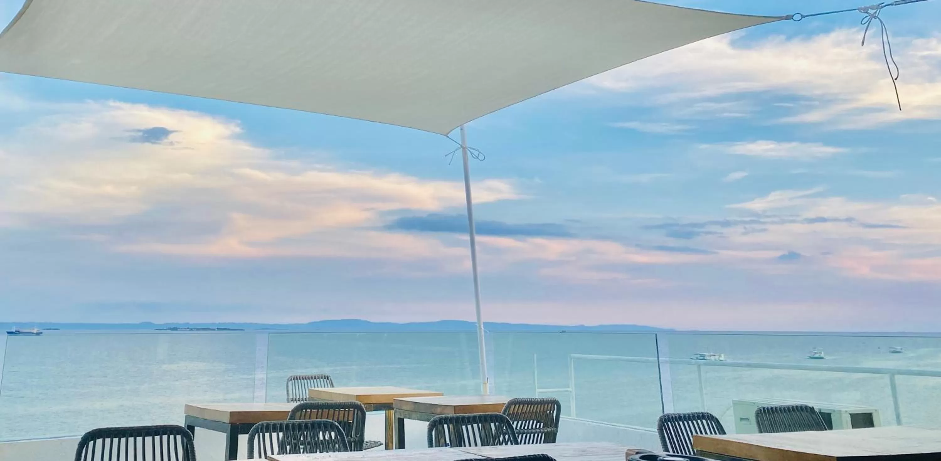 Restaurant/places to eat in Sugarsea Inn & Dive shop