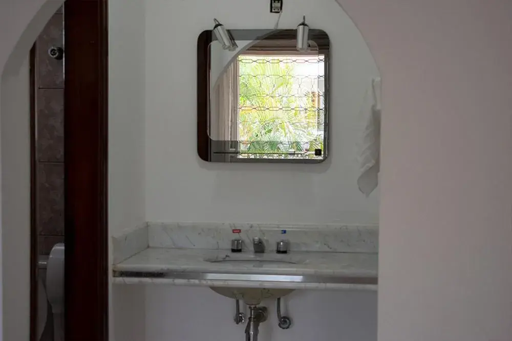 Bathroom in Hotel Villagio D'Italia