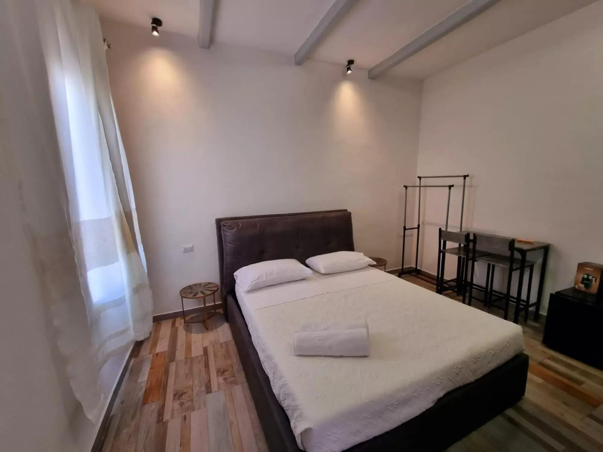 Double Room with Private Bathroom in Suite Cornelia Double Room with Private Bathroom in Suite Cornelia