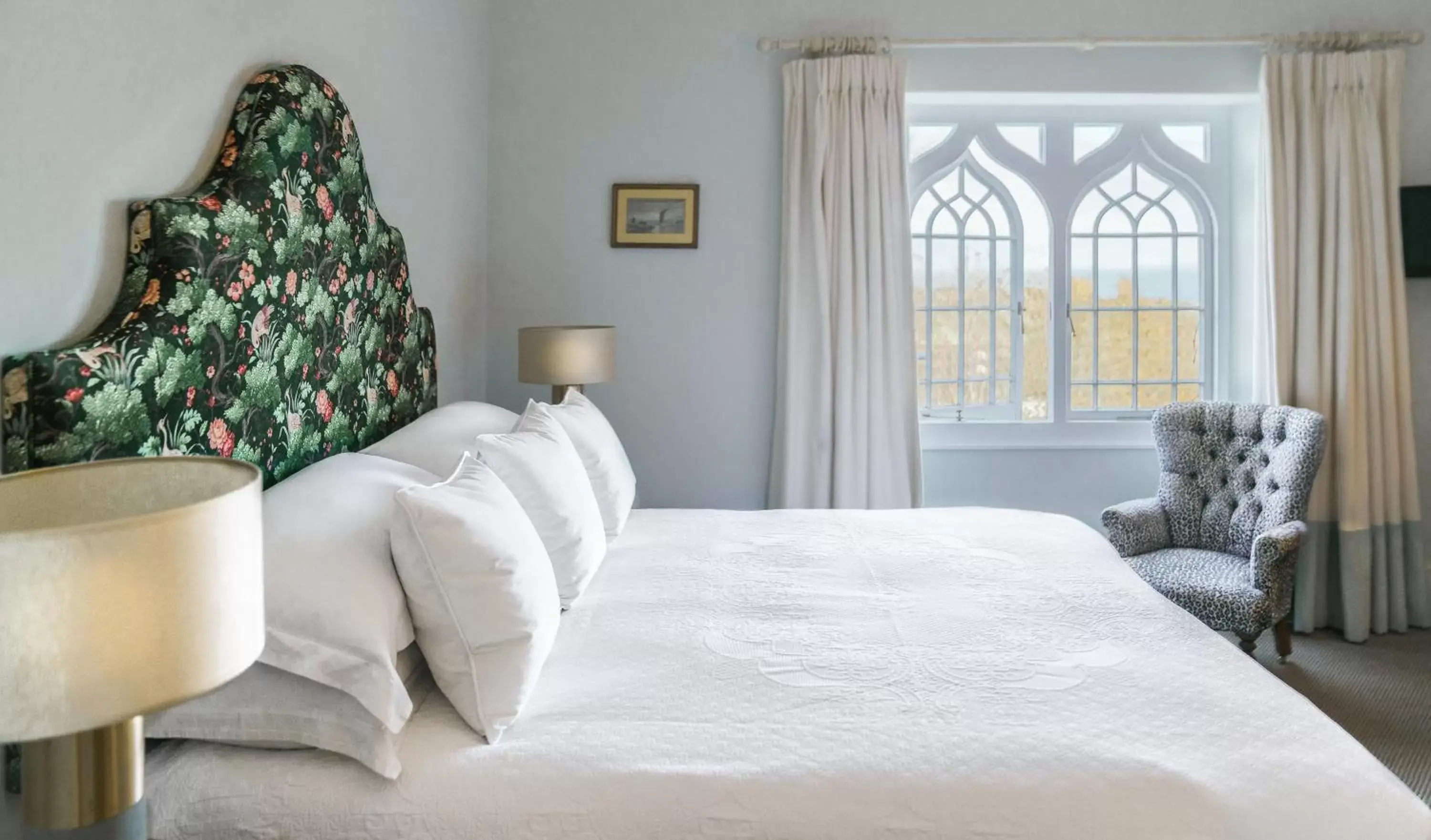 Bedroom, Bed in Penally Abbey Country House Hotel and Restaurant