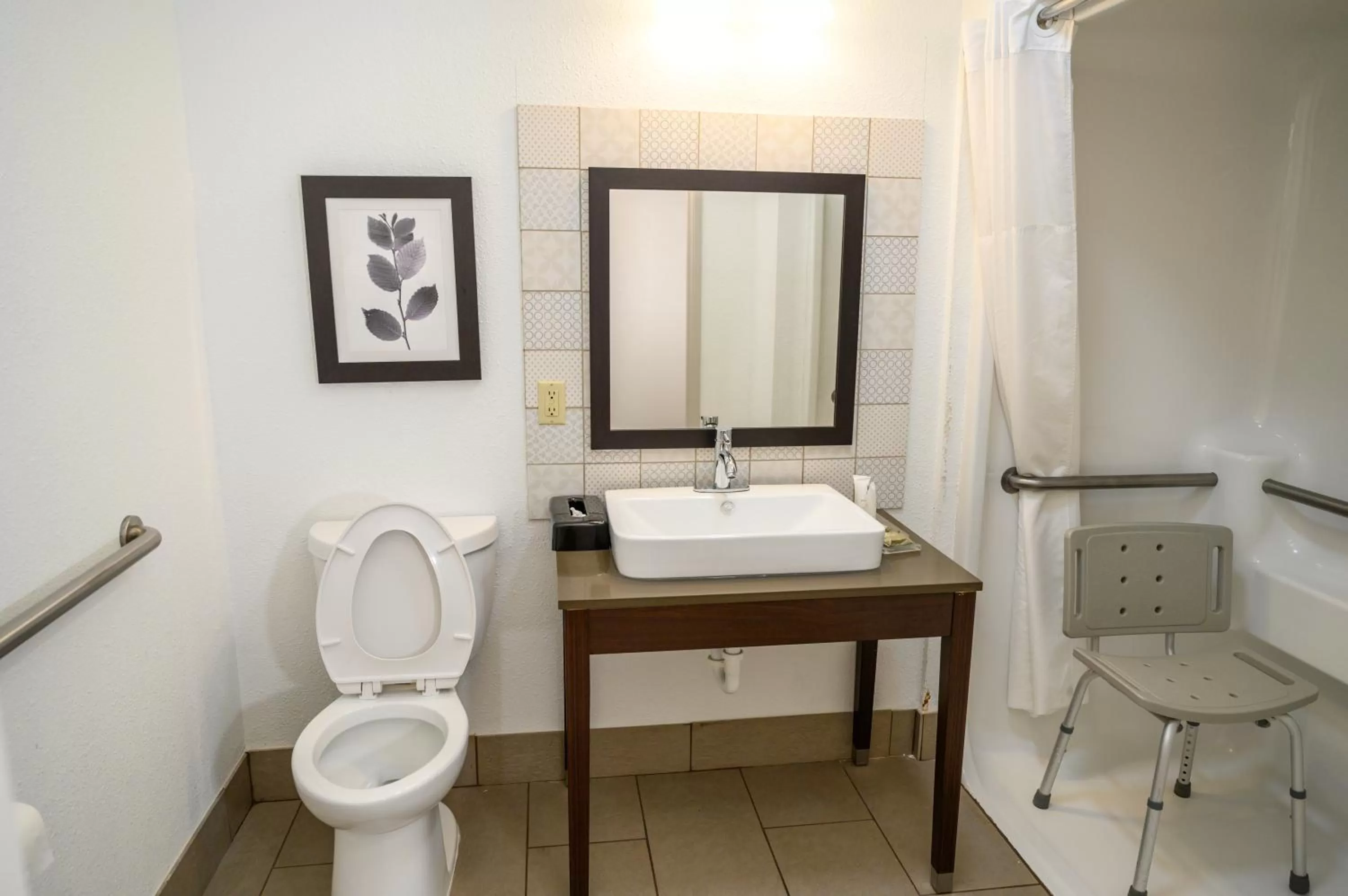 Bathroom in Country Inn & Suites by Radisson, Greenfield, IN
