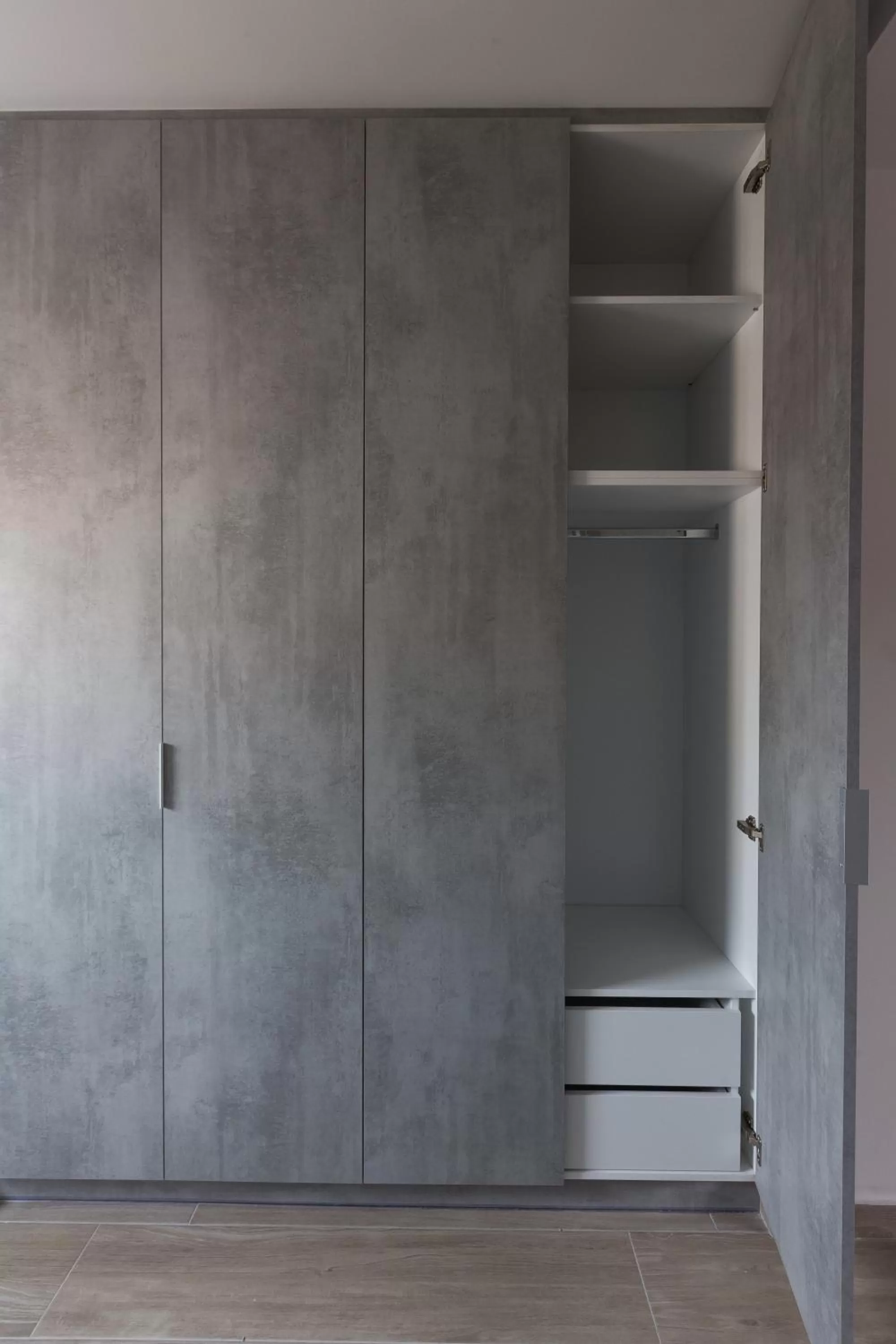 wardrobe in 12 Reasons Why Metaxourgeio