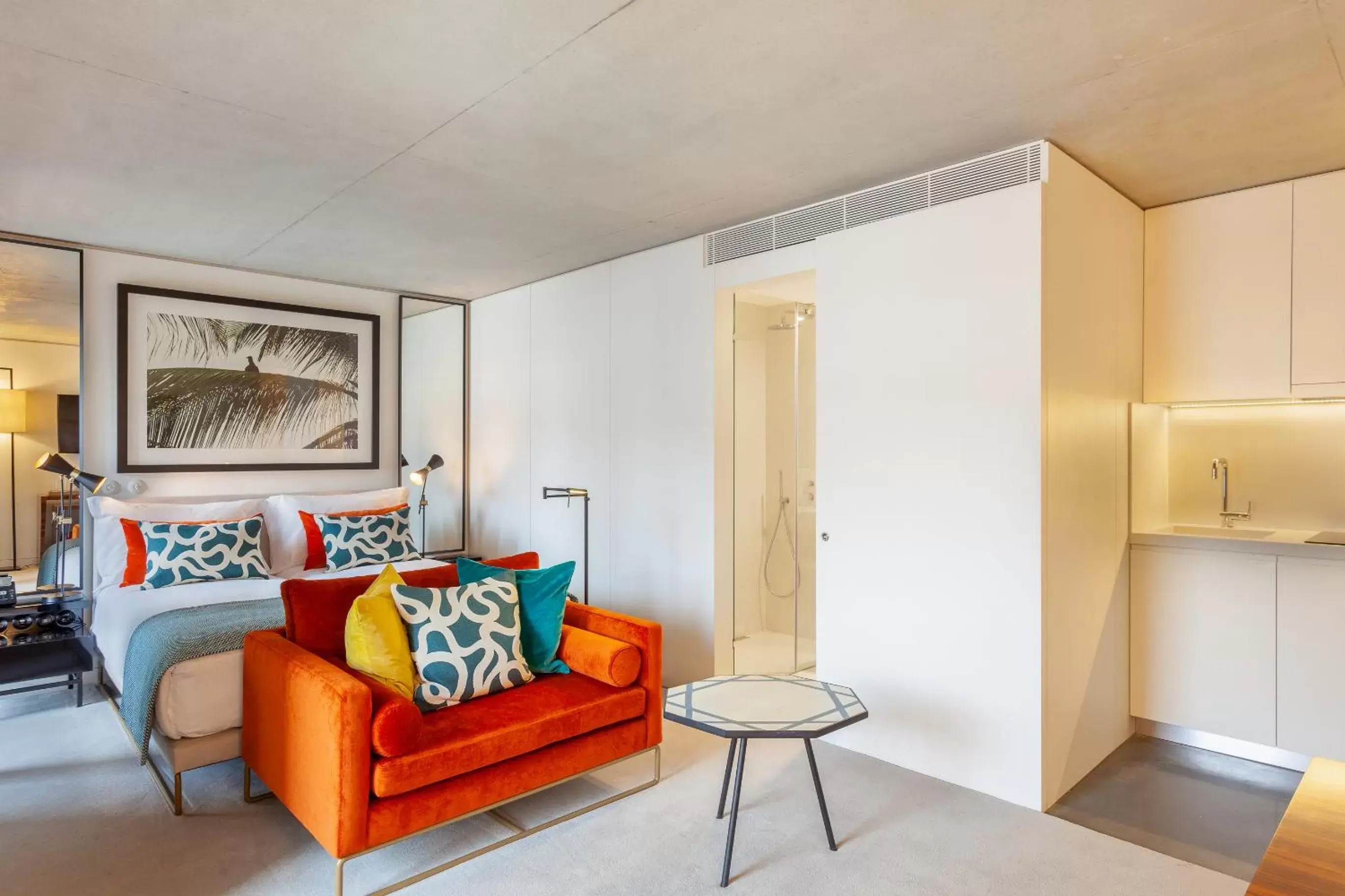 Bed, Seating Area in S.Bento Residences