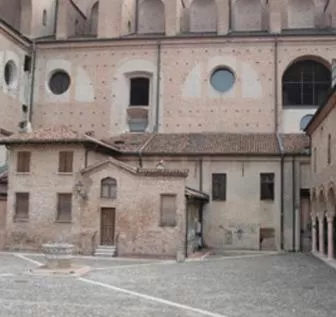 Facade/entrance in Agorà Residenza