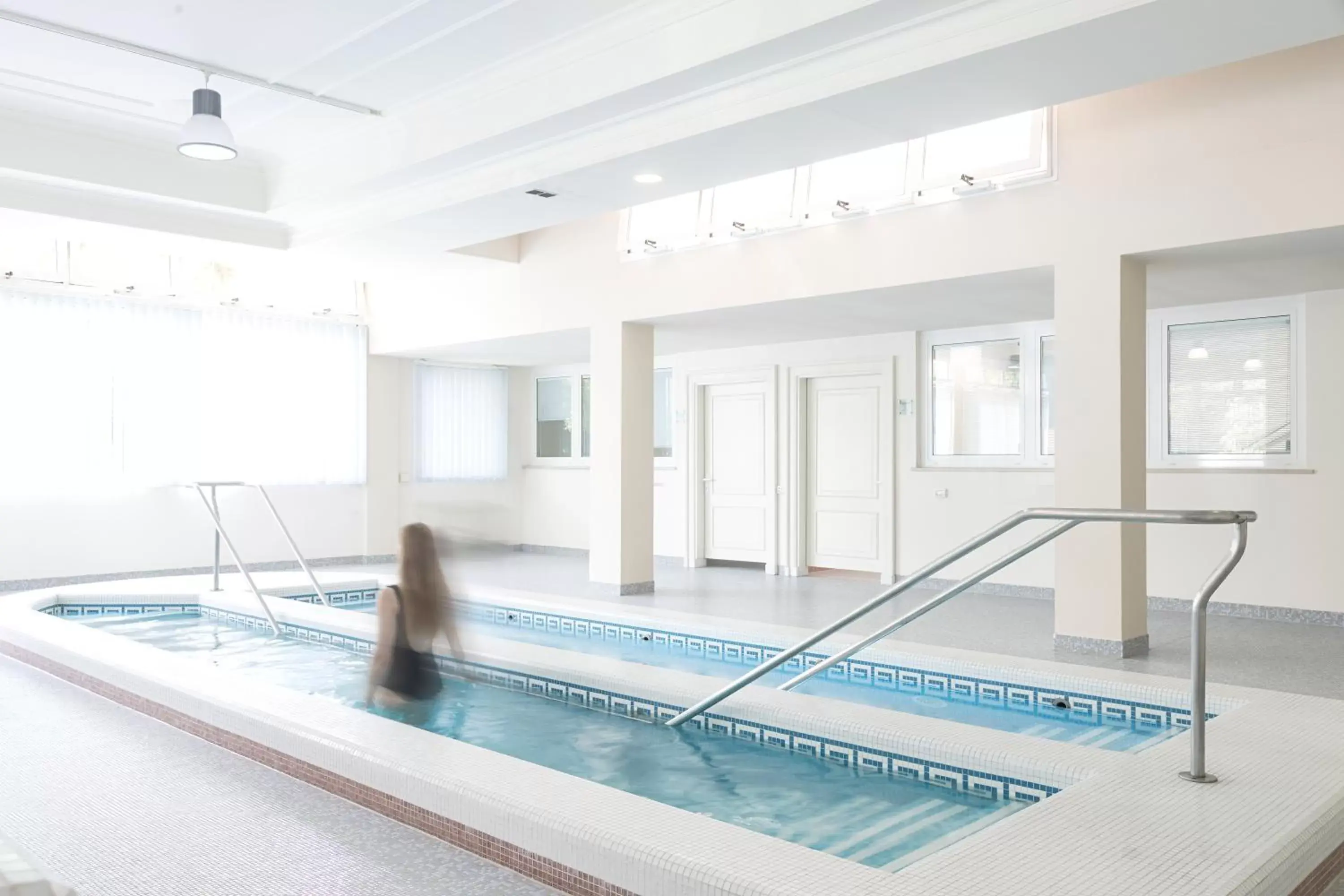 Swimming Pool in Hotel La Residence & Idrokinesis