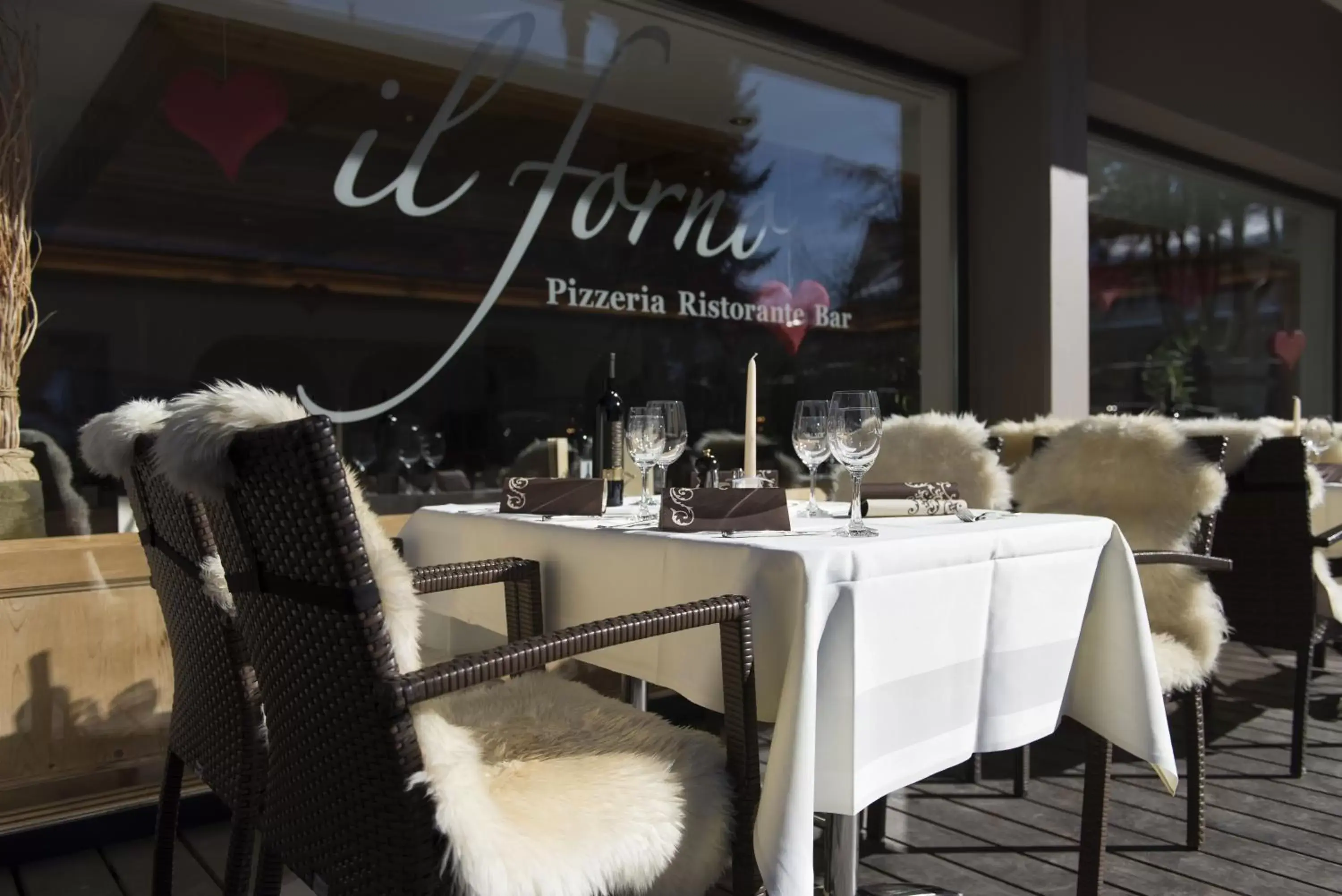 Balcony/Terrace, Restaurant/Places to Eat in Hotel des Alpes